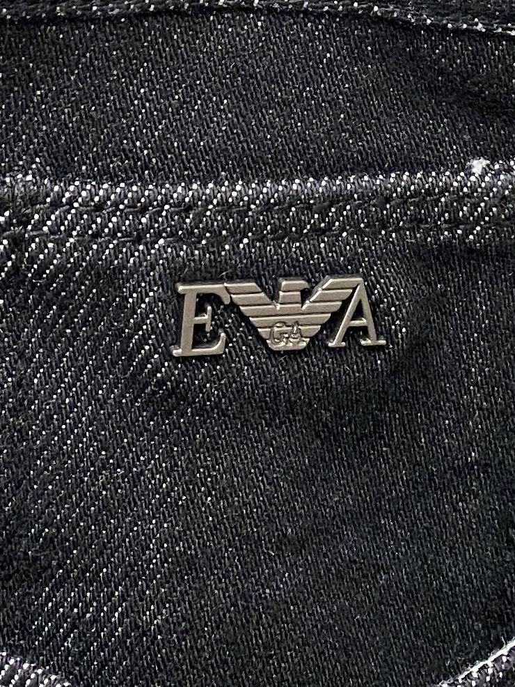 阿玛尼、 2025最新品，专柜同步有售，原单狠货，水洗休闲牛仔裤，进口原版水洗弹力面料，舒适有弹性，原版