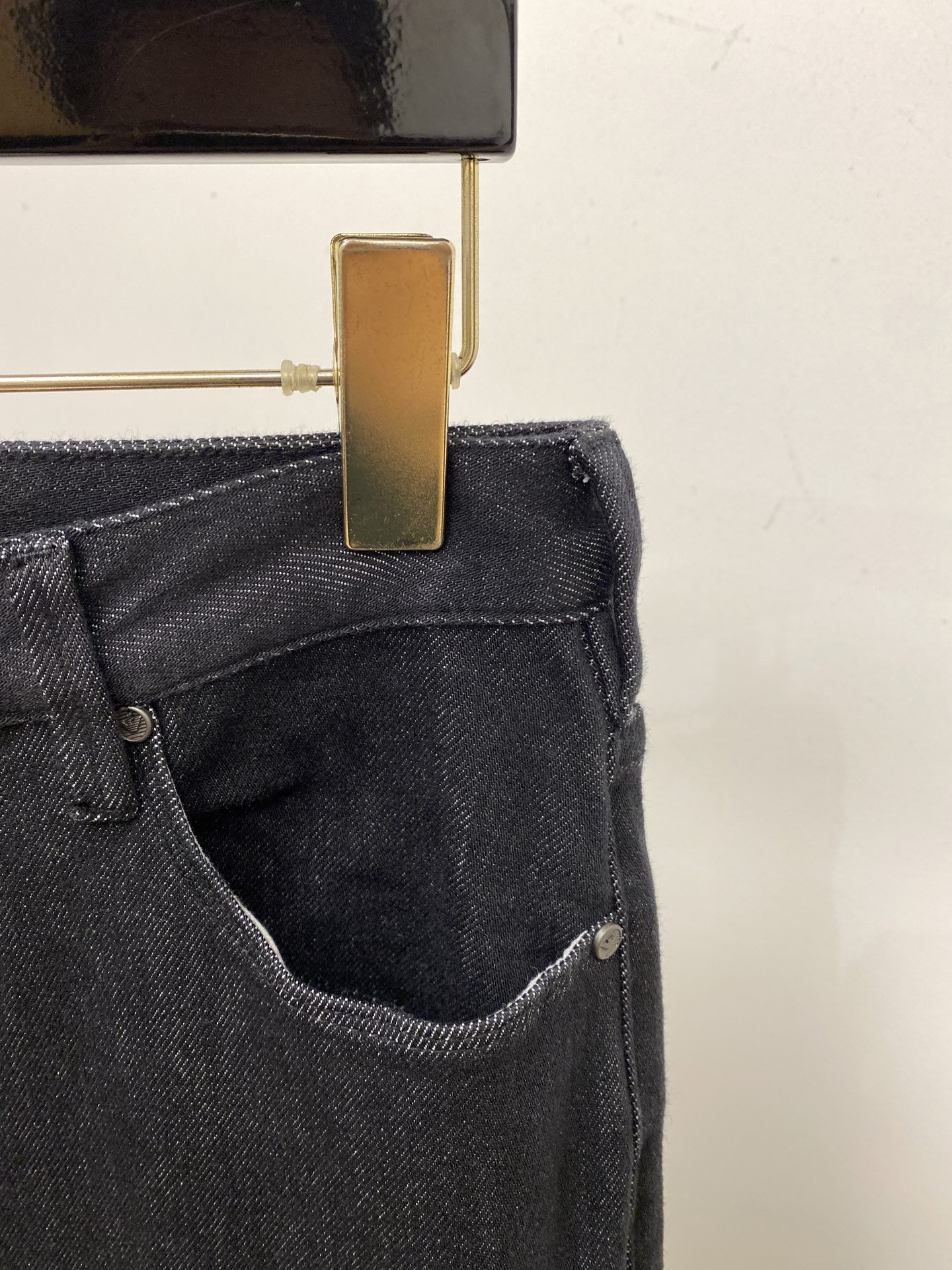 阿玛尼、 2025最新品，专柜同步有售，原单狠货，水洗休闲牛仔裤，进口原版水洗弹力面料，舒适有弹性，原版