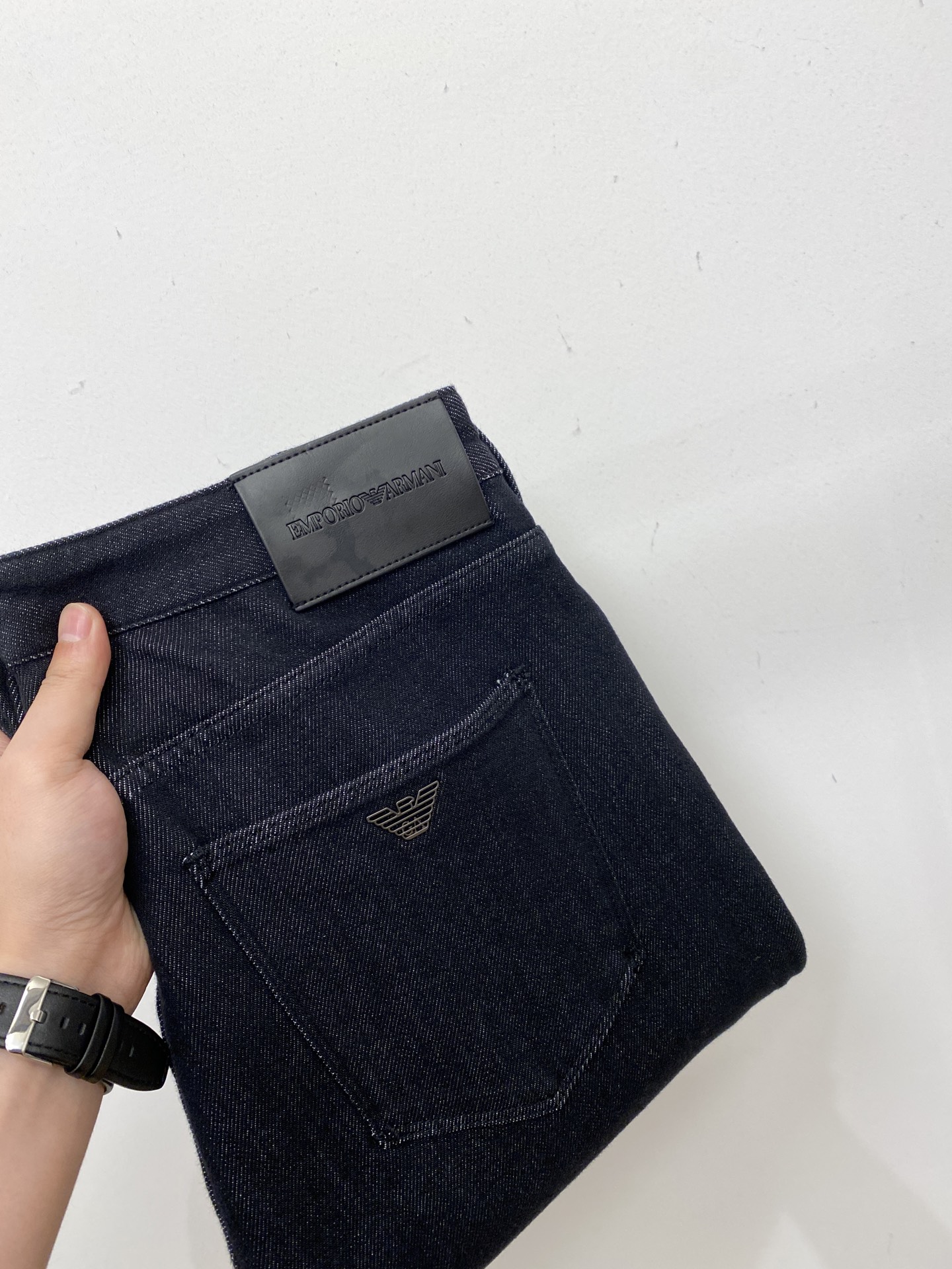 阿玛尼、 2025最新品，专柜同步有售，原单狠货，水洗休闲牛仔裤，进口原版水洗弹力面料，舒适有弹性，原版