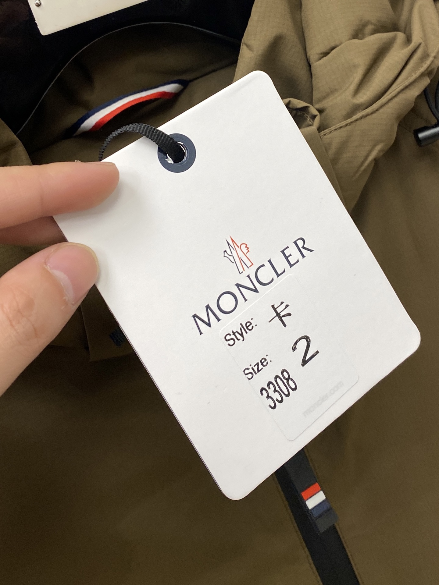 蒙口、2025最新款男士轻薄羽绒夹克外套、面料柔软舒适 ．上身版型超赞 ．拉链．辅料都是客供 、进口面料