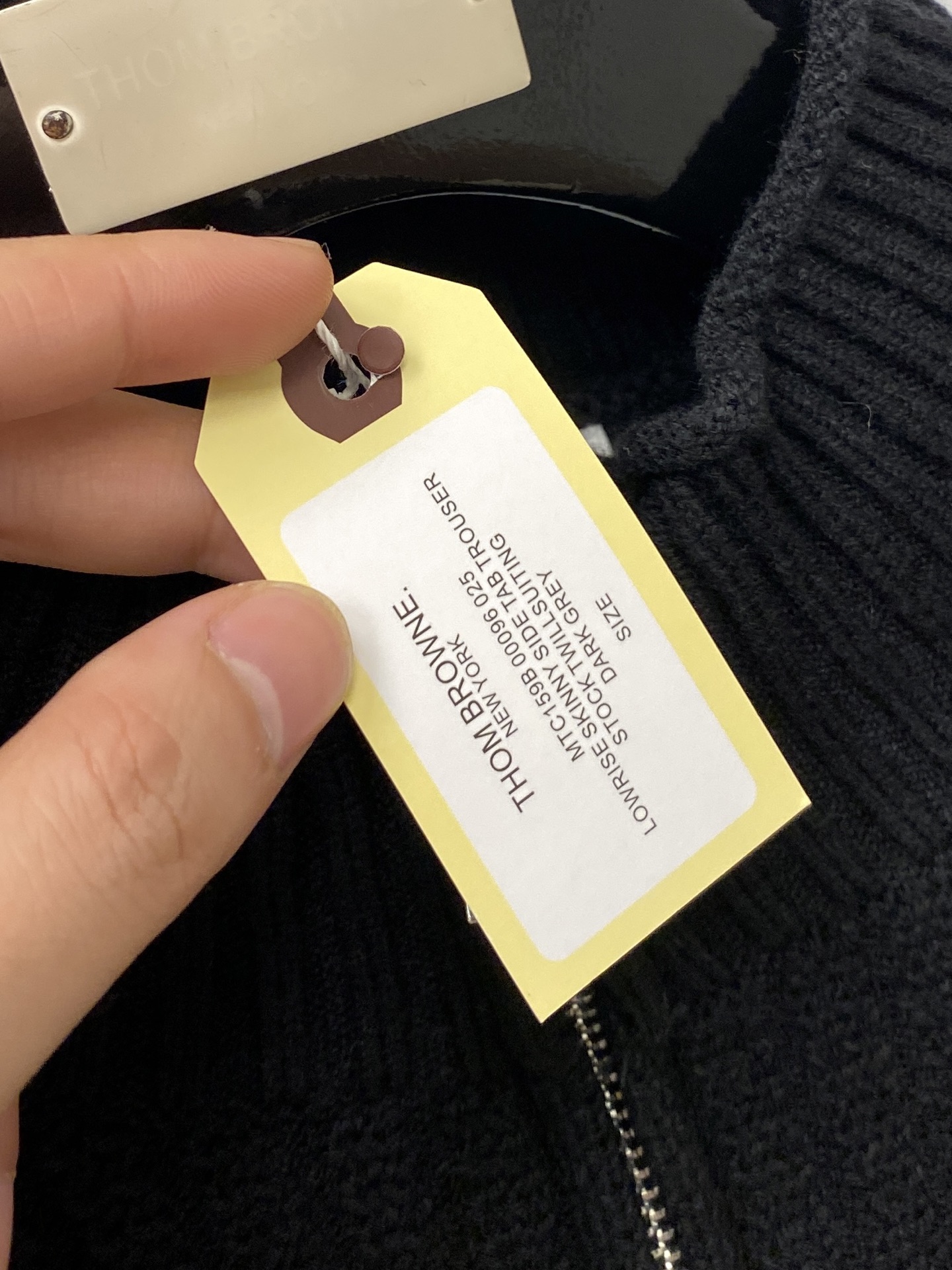 TB、2025新品羊毛衣 具有手感细腻柔软，可直接与肌肤接触，让暖心的纱线变化出细腻的质感，顶级工艺极具