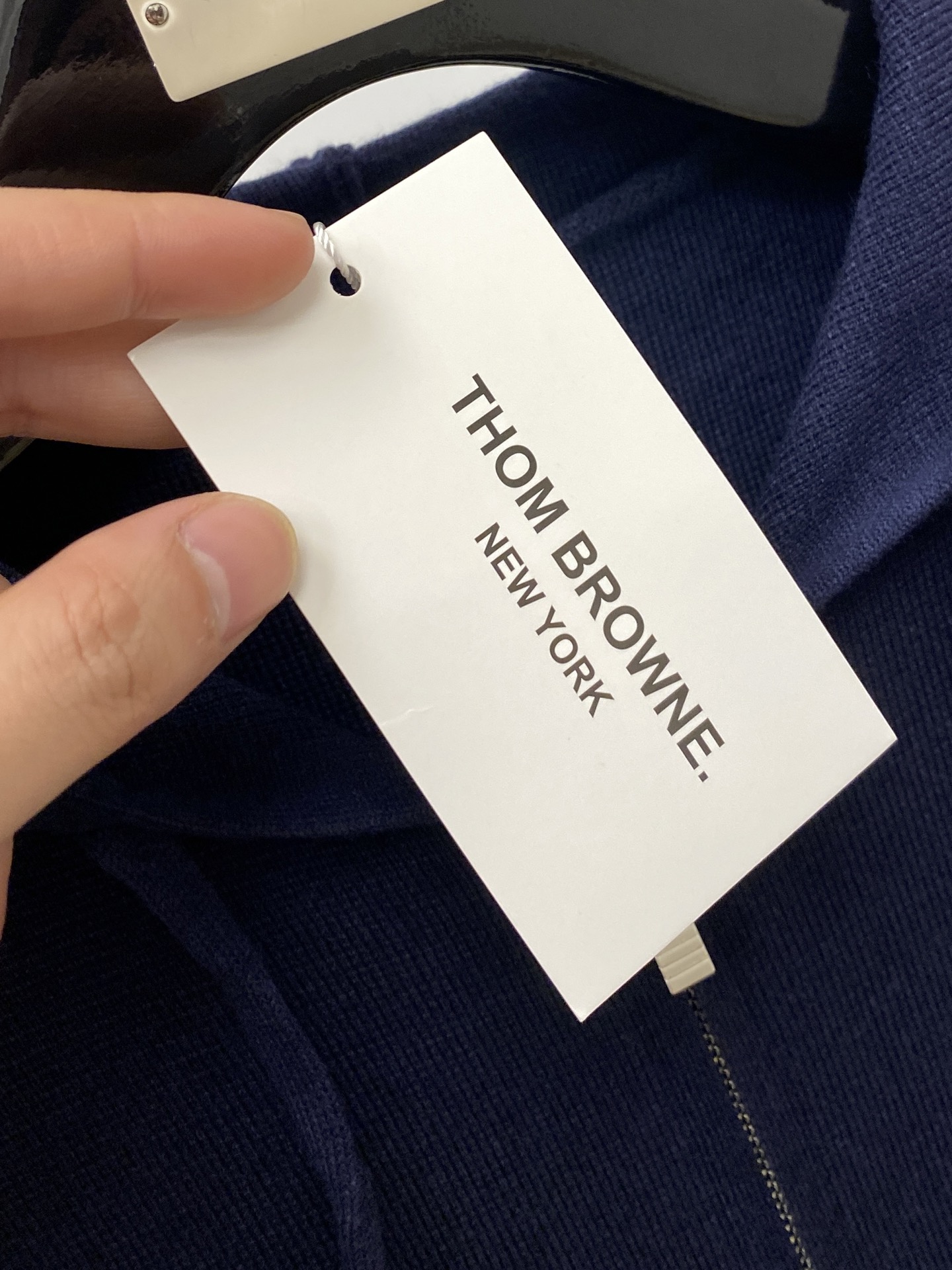 TB、2025新品羊毛外套 具有手感细腻柔软，可直接与肌肤接触，让暖心的纱线变化出细腻的质感，顶级工艺极