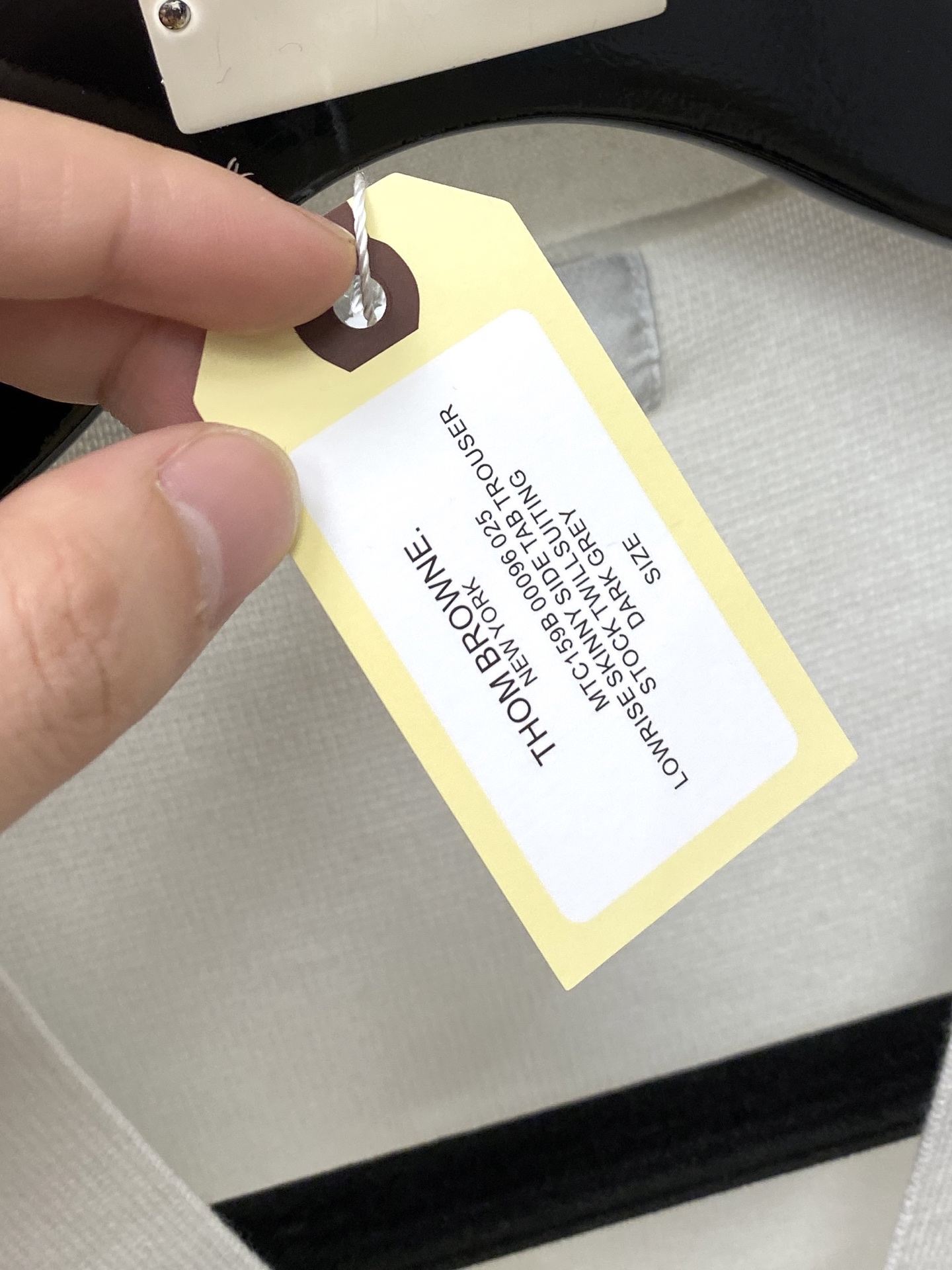 TB、2025新品开衫羊毛衣 具有手感细腻柔软，可直接与肌肤接触，让暖心的纱线变化出细腻的质感，顶级工艺