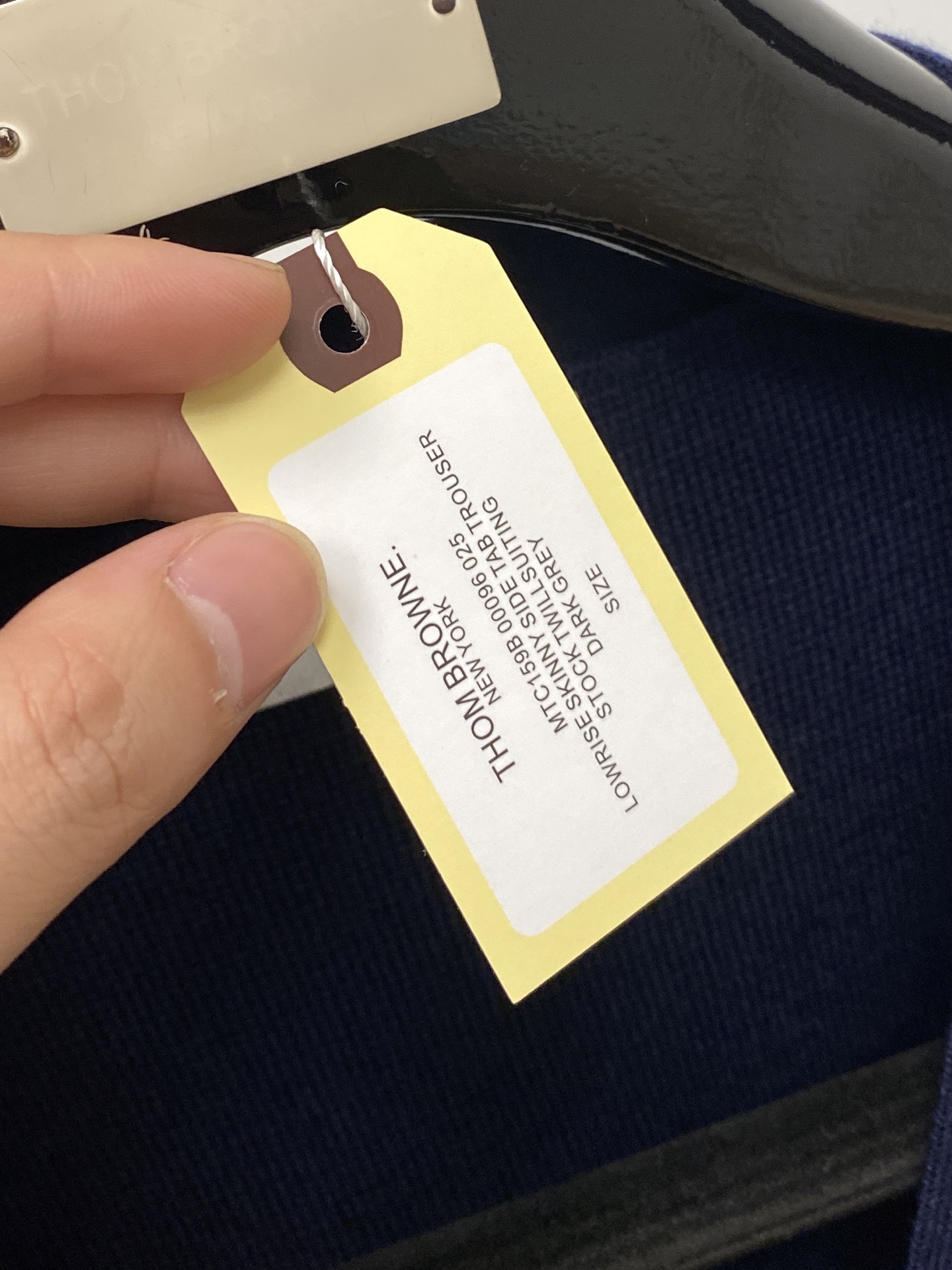 TB、2025新品开衫羊毛衣 具有手感细腻柔软，可直接与肌肤接触，让暖心的纱线变化出细腻的质感，顶级工艺