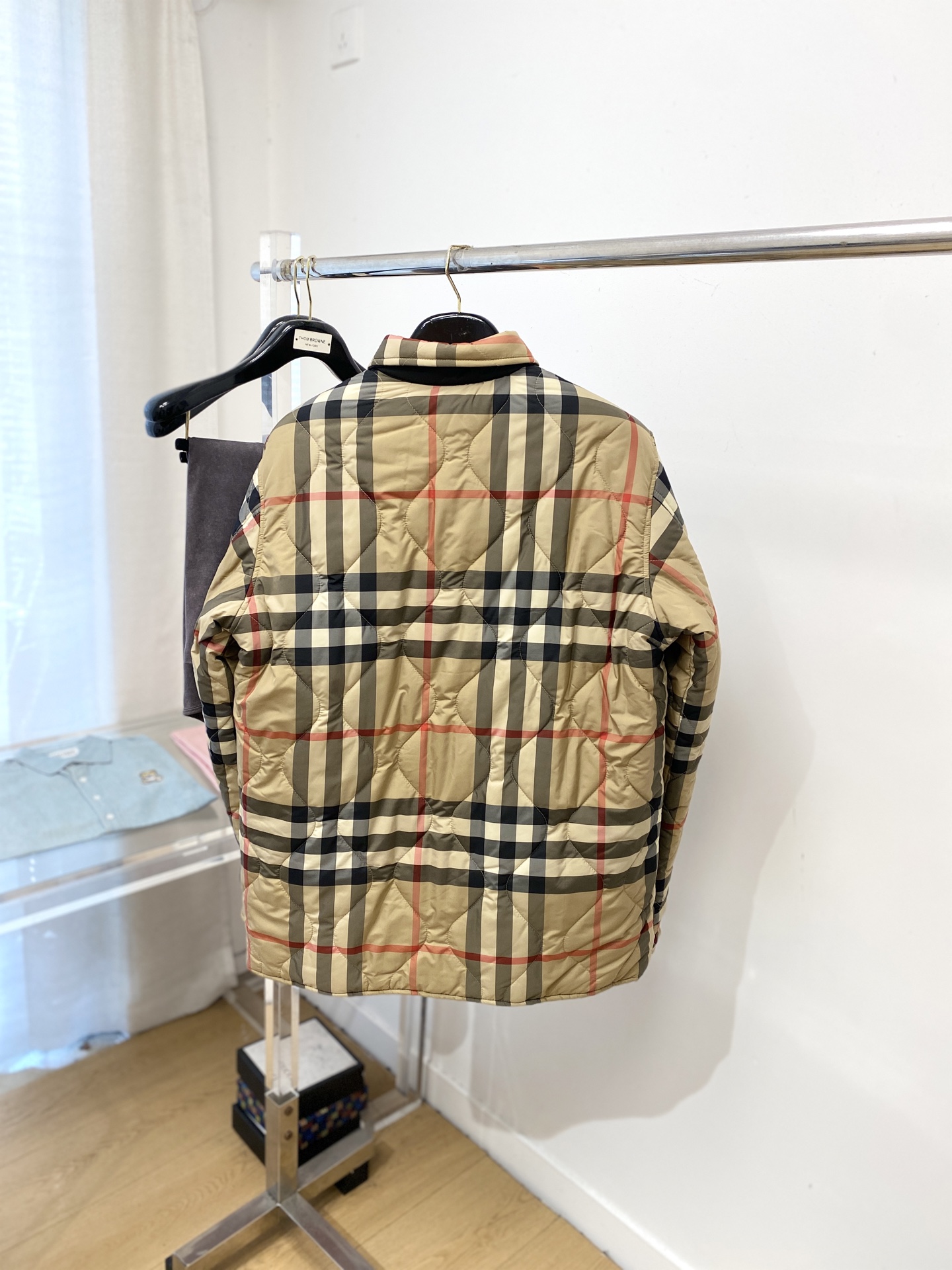 巴宝莉、2025新品夹克棉外套，时尚帅气，简约百搭款，原版五金辅料logo，定制原版面料，不仅挺括，保持