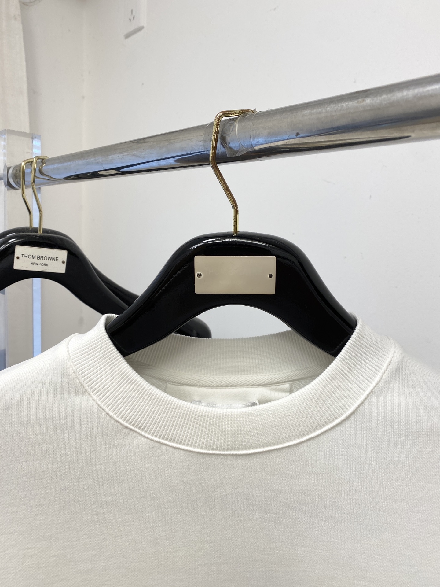 纪梵希、2025新品卫衣，帅气时尚，胸口顶级印花字母logo，简约百搭款。面料棉 不仅挺括，保持潮流的廓