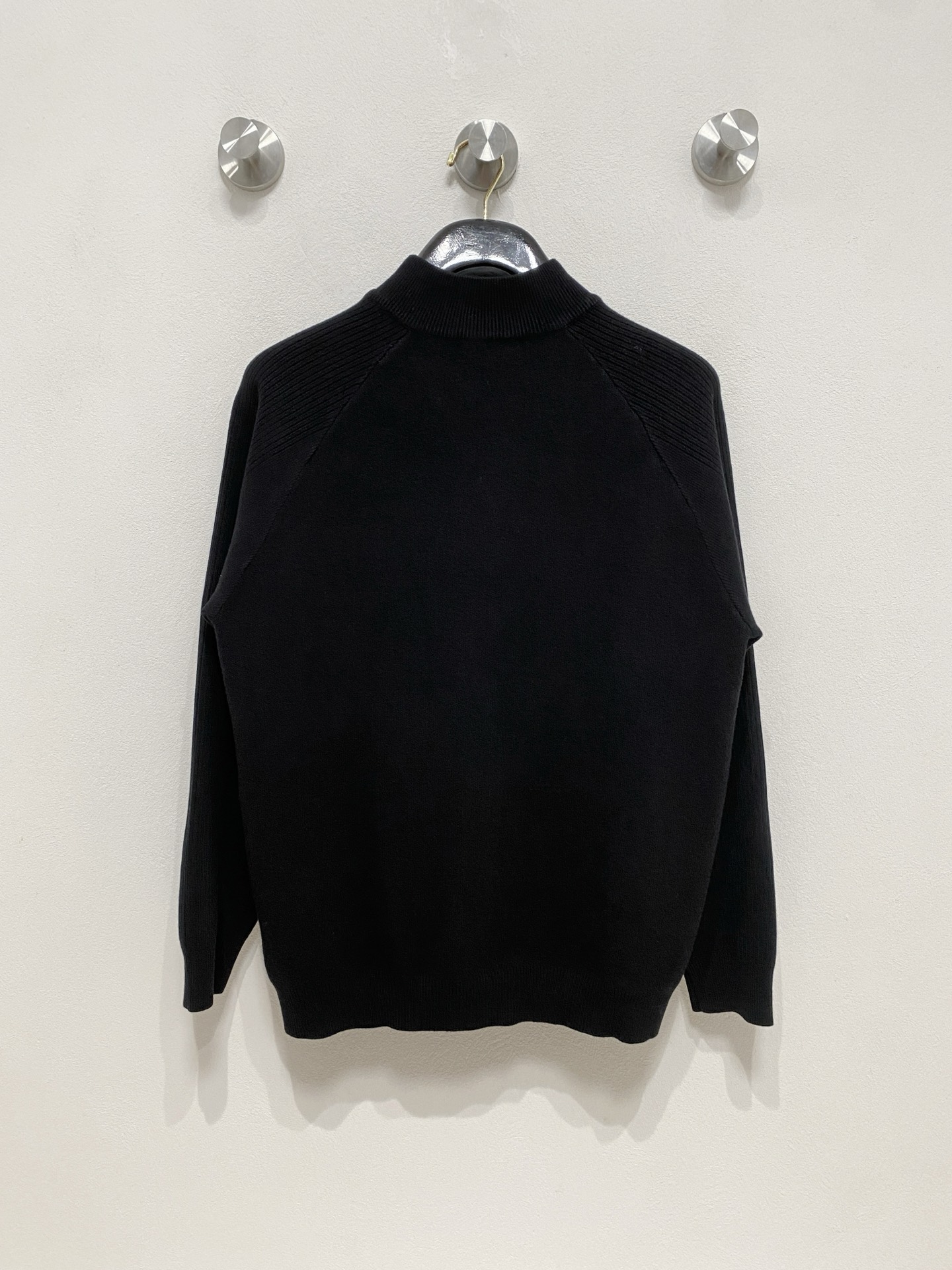 🌾 始祖鸟 秋冬经典开衫羊毛衫，全品相！！！羊毛混纺面料，2025最新款 黄金比例！！修身款软黄金 百搭