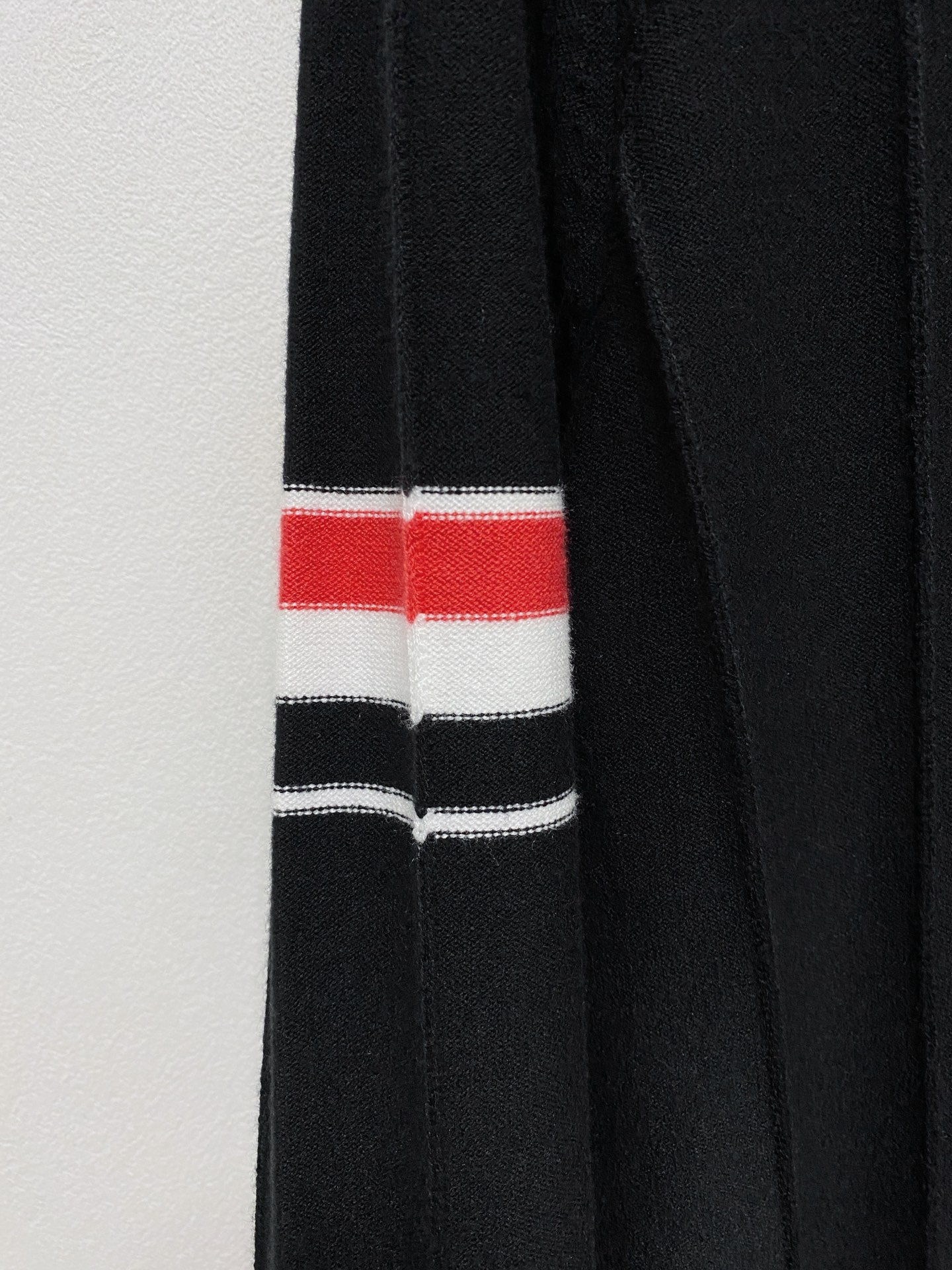 🌾 TB 秋冬经典POLO羊毛衫，全品相！！！羊毛混纺面料，2025最新款 黄金比例！！修身款软黄金 百