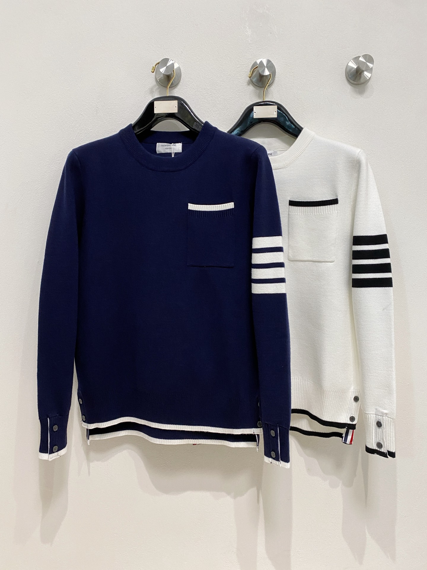 🌾 TB 秋冬经典圆领羊毛衫，全品相！！！羊毛混纺面料，2025最新款 黄金比例！！修身款软黄金 百搭实