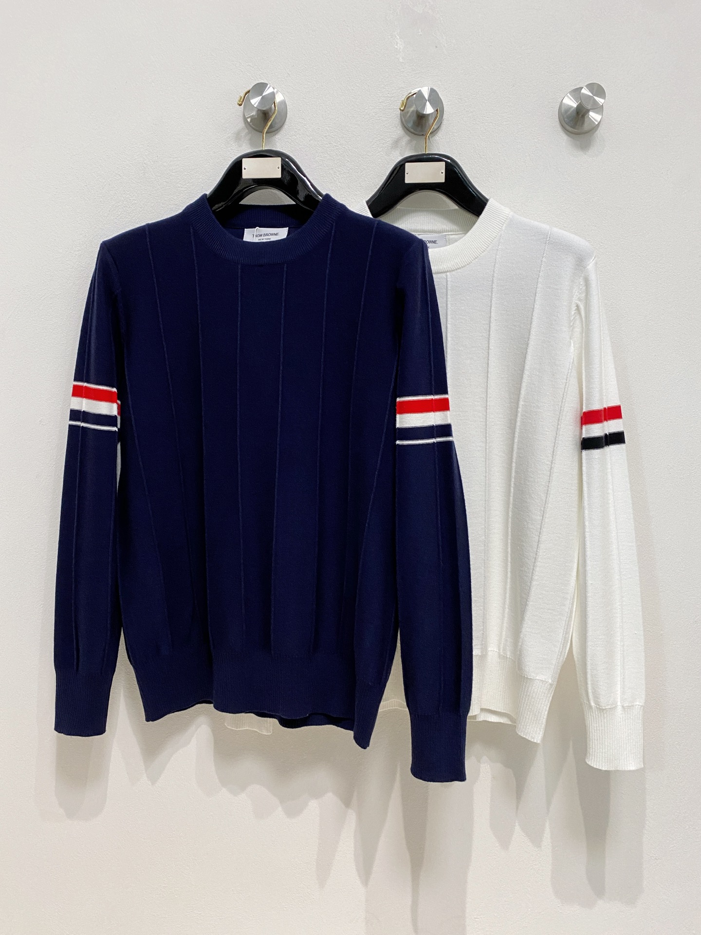 🌾 TB 秋冬经典圆领羊毛衫，全品相！！！羊毛混纺面料，2025最新款 黄金比例！！修身款软黄金 百搭实