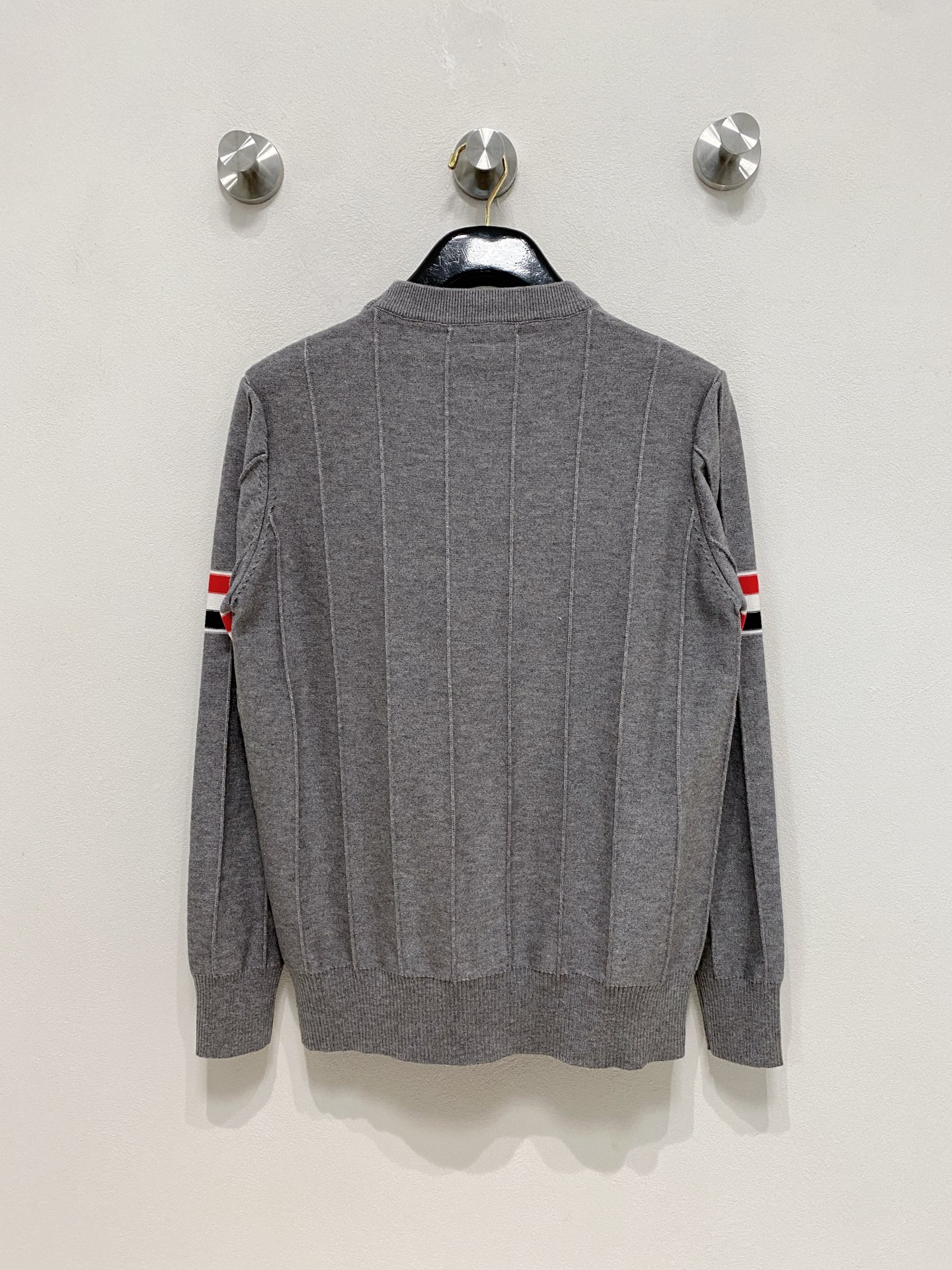 🌾 TB 秋冬经典圆领羊毛衫，全品相！！！羊毛混纺面料，2025最新款 黄金比例！！修身款软黄金 百搭实