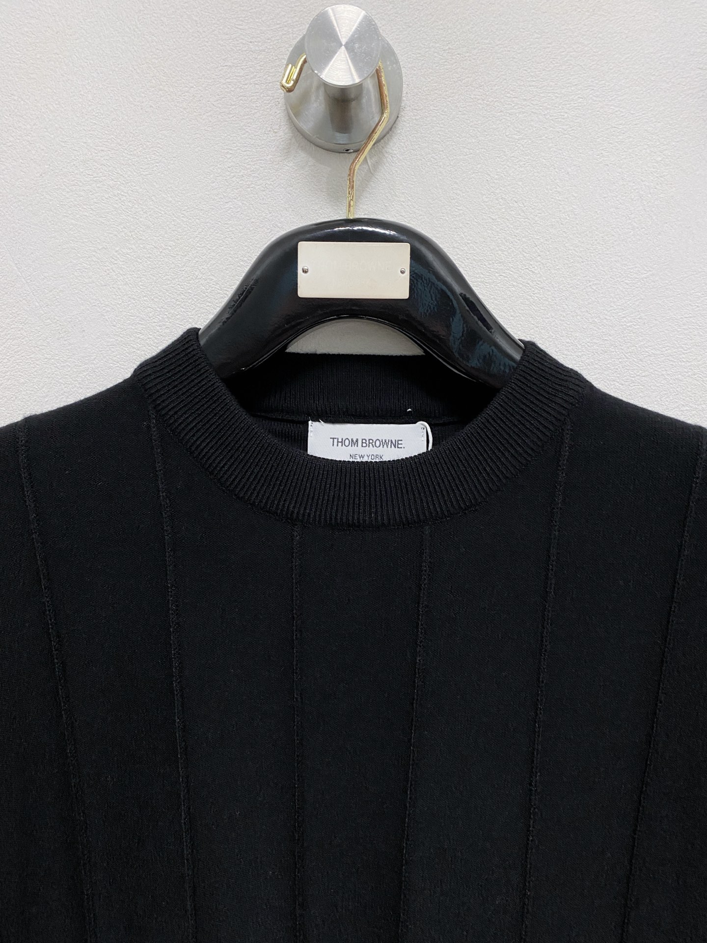 🌾 TB 秋冬经典圆领羊毛衫，全品相！！！羊毛混纺面料，2025最新款 黄金比例！！修身款软黄金 百搭实