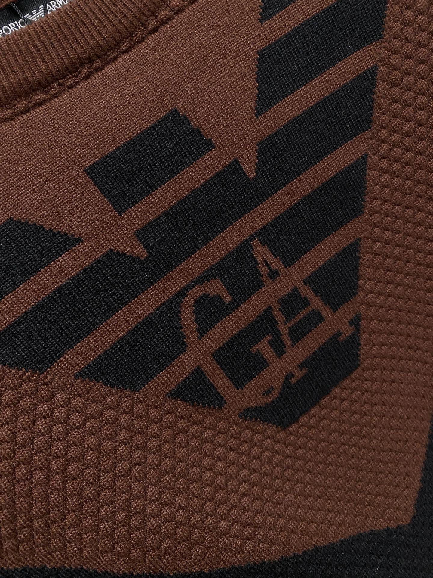 🌾 秋冬经典圆领羊毛衫，全品相！！！羊毛混纺面料，2025最新款 黄金比例！！修身款软黄金 百搭实用型的