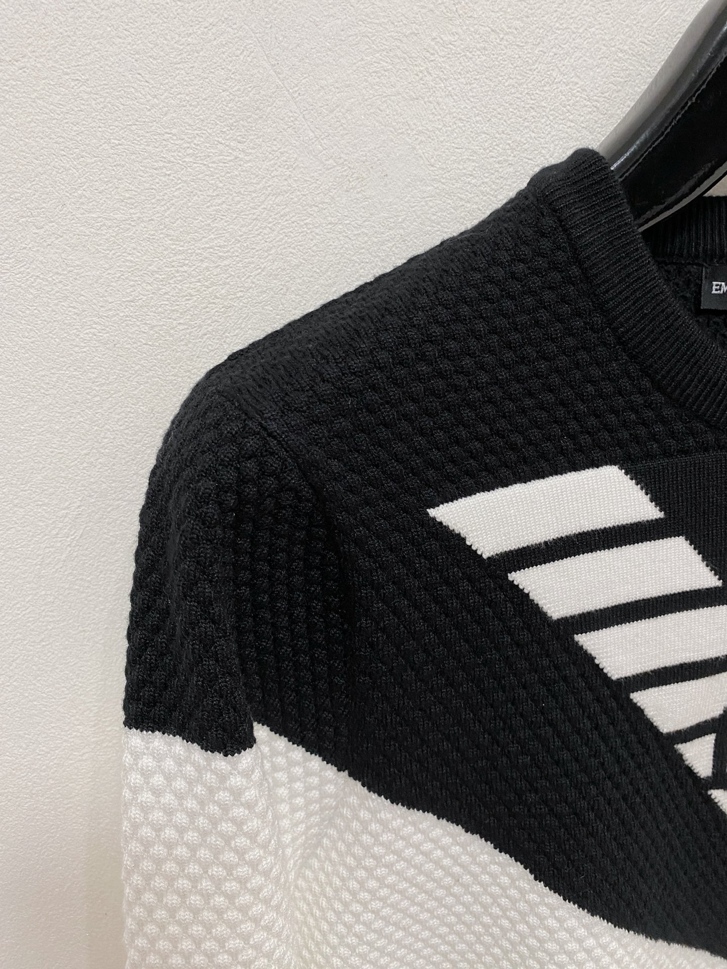 🌾 秋冬经典圆领羊毛衫，全品相！！！羊毛混纺面料，2025最新款 黄金比例！！修身款软黄金 百搭实用型的