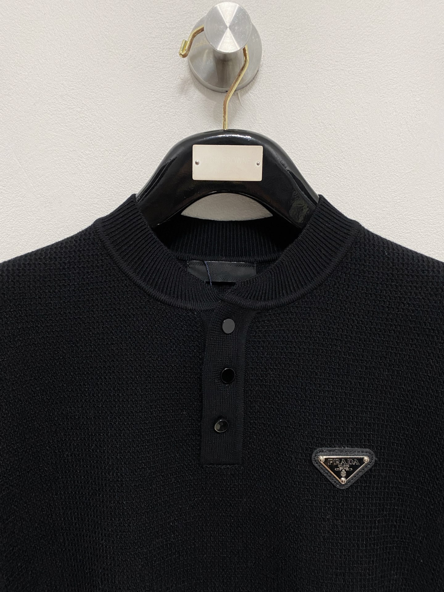 🌾 普拉达 秋冬经典圆领羊毛衫，全品相！！！羊毛混纺面料，2025最新款 黄金比例！！修身款软黄金 百搭