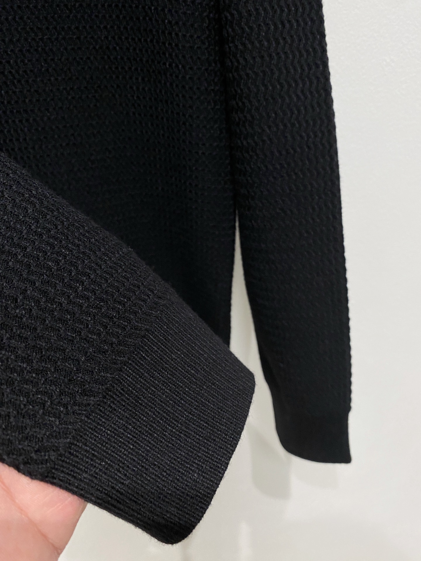 🌾 蒙口 秋冬经典圆领羊毛衫，全品相！！！羊毛混纺面料，2025最新款 黄金比例！！修身款软黄金 百搭实