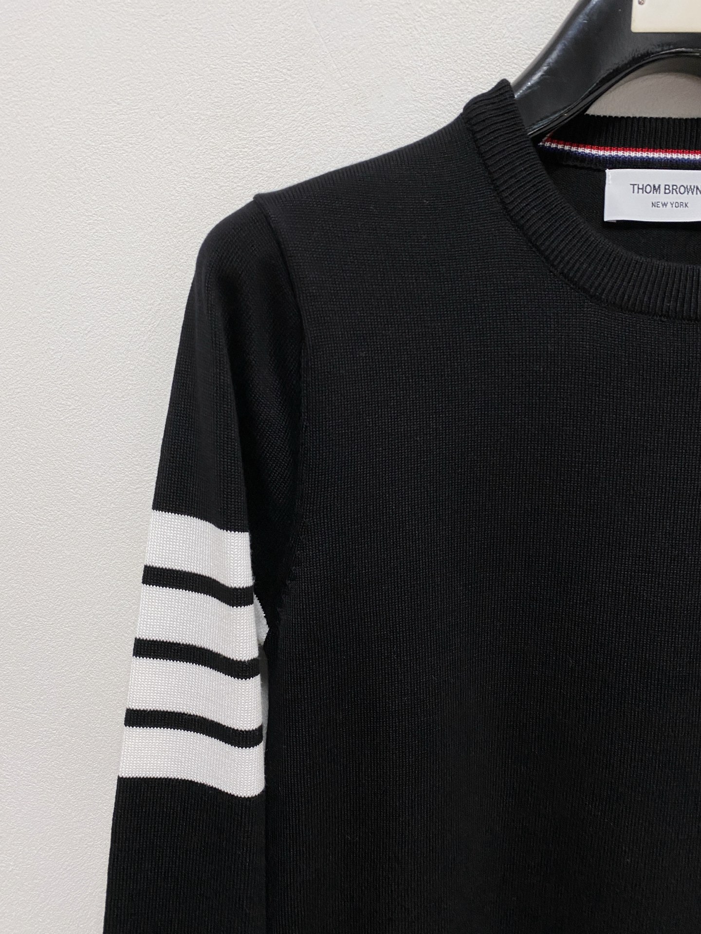 🌾 TB 秋冬经典圆领羊毛衫，全品相！！！羊毛混纺面料，2025最新款 黄金比例！！修身款软黄金 百搭实