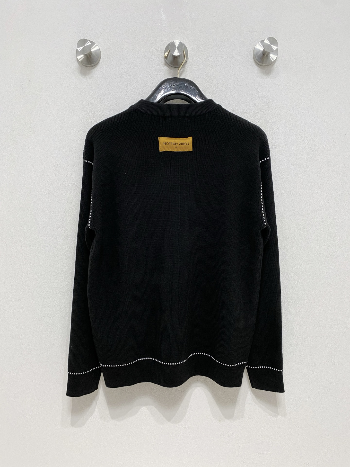 🌾 LV 秋冬经典圆领羊毛衫，全品相！！！羊毛混纺面料，2025最新款 黄金比例！！修身款软黄金 百搭实