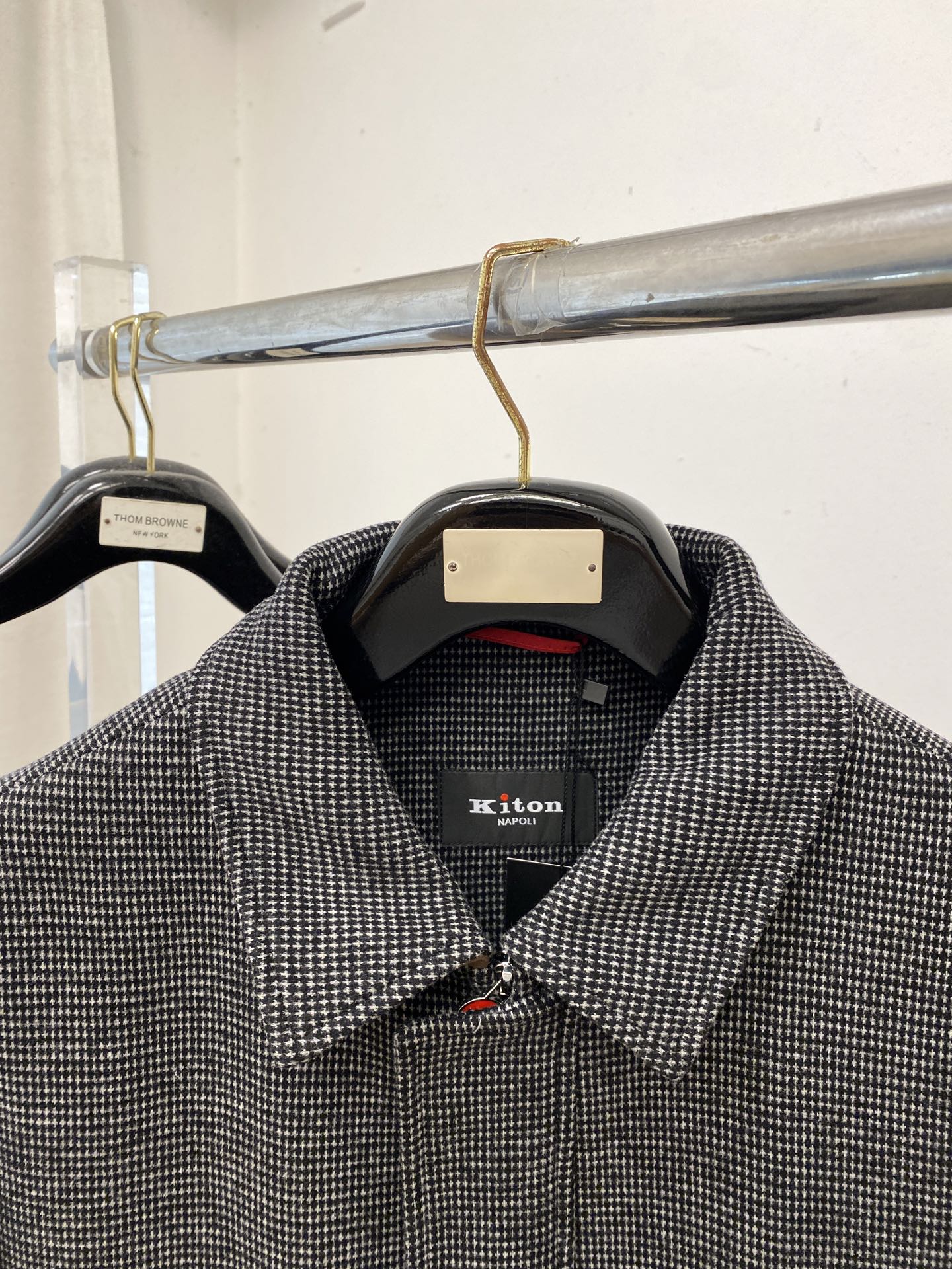 Kiton、2025新品夹克外套，时尚帅气，简约百搭款，原版五金辅料logo，定制原版面料，不仅挺括，保