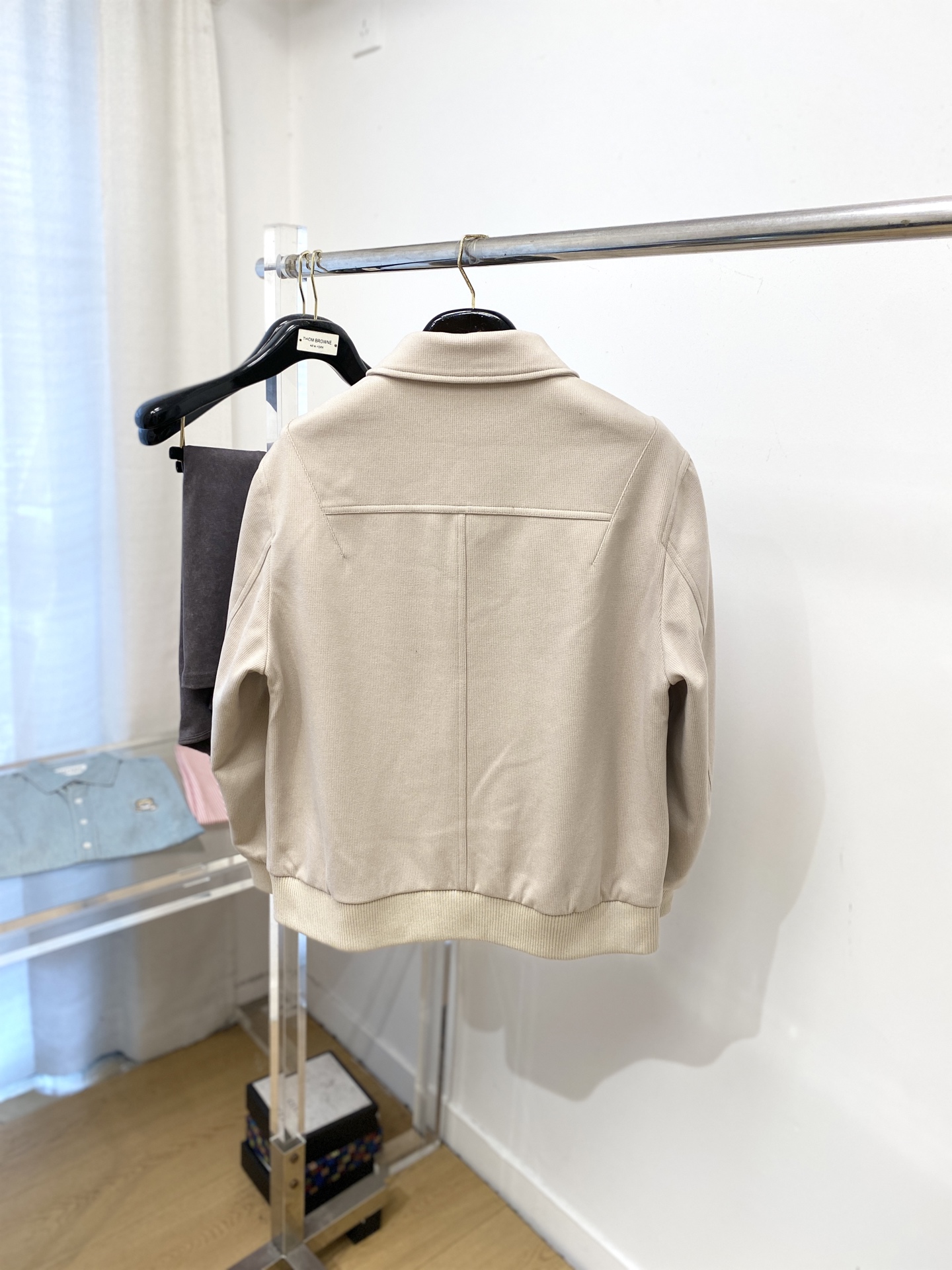 Kiton、2025新品夹克外套，时尚帅气，简约百搭款，原版五金辅料logo，定制原版面料，不仅挺括，保