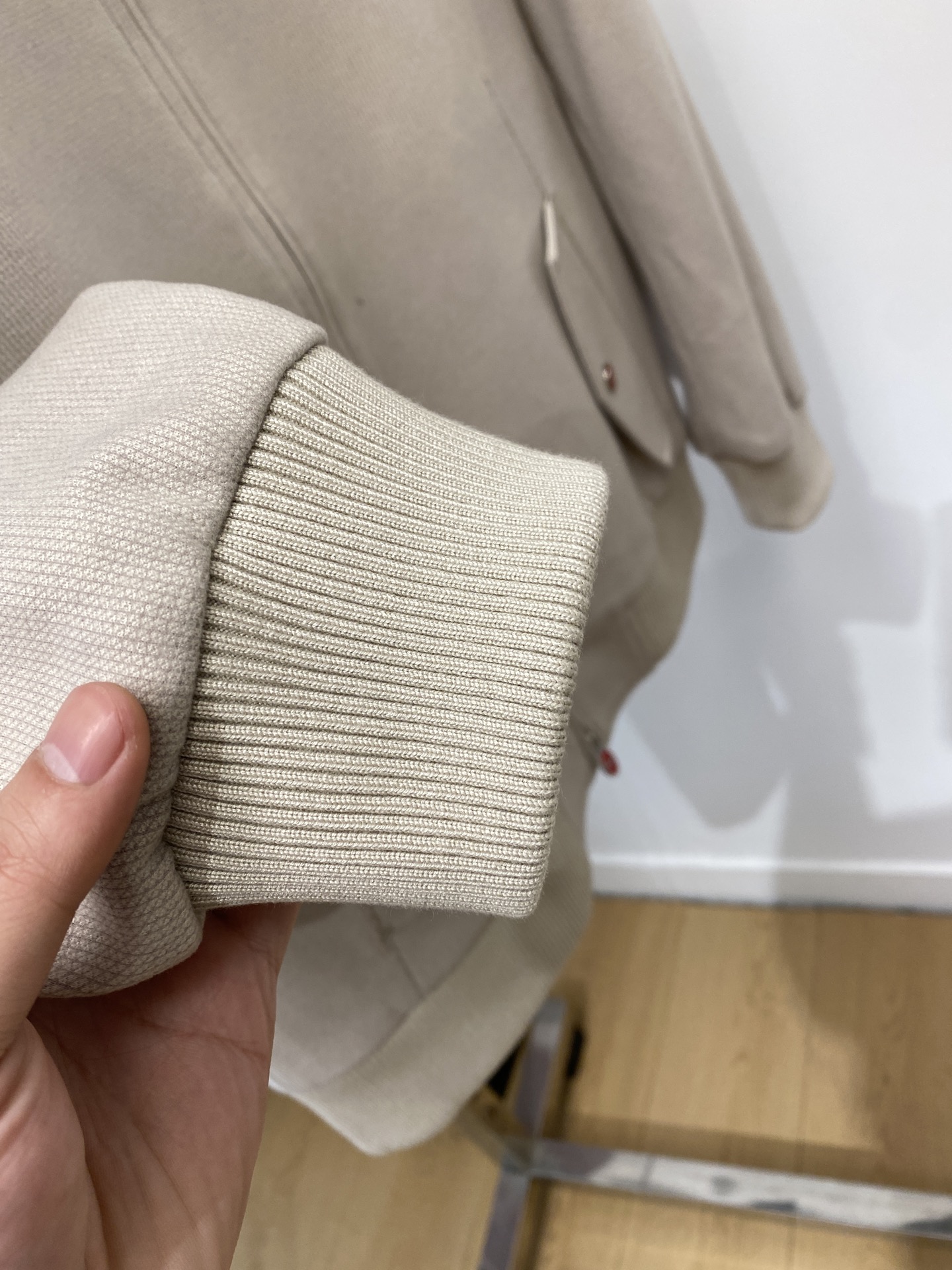 Kiton、2025新品夹克外套，时尚帅气，简约百搭款，原版五金辅料logo，定制原版面料，不仅挺括，保