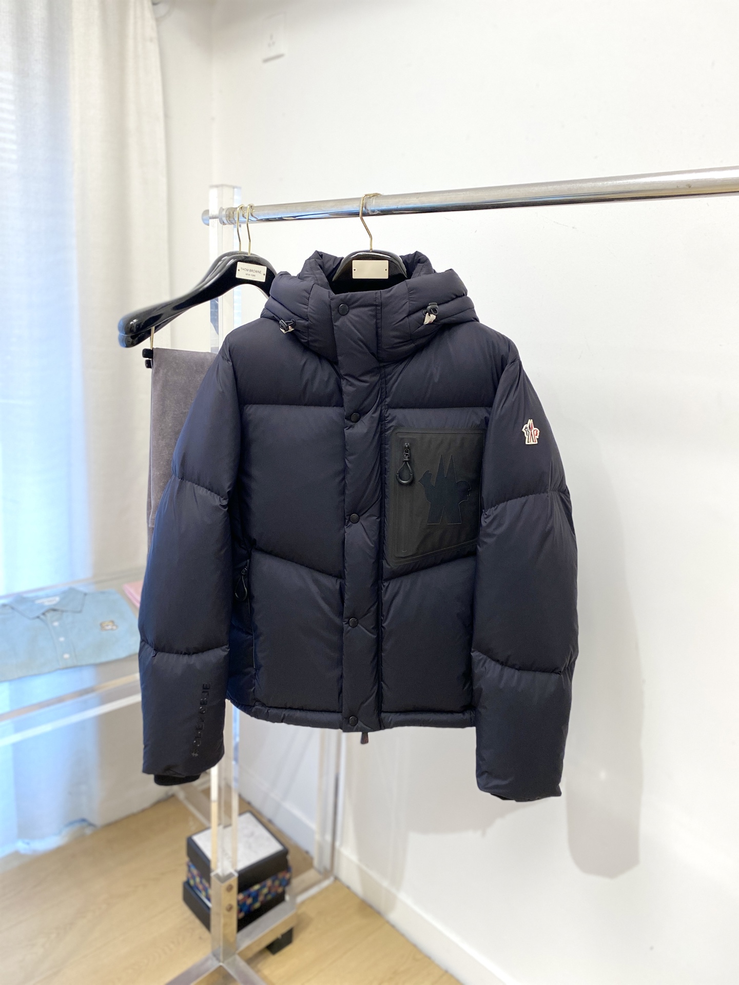 蒙口、2025最新款男士轻薄羽绒服、面料柔软舒适 ．上身版型超赞 ．拉链．辅料都是客供 、进口面料，轻便