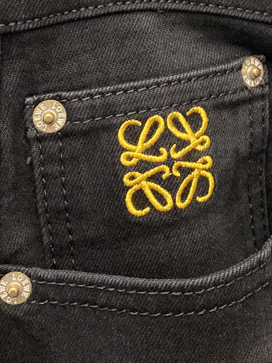 罗意威、2025最新品，专柜同步有售，原单狠货，水洗休闲牛仔裤，进口原版水洗弹力面料，舒适有弹性，原版五