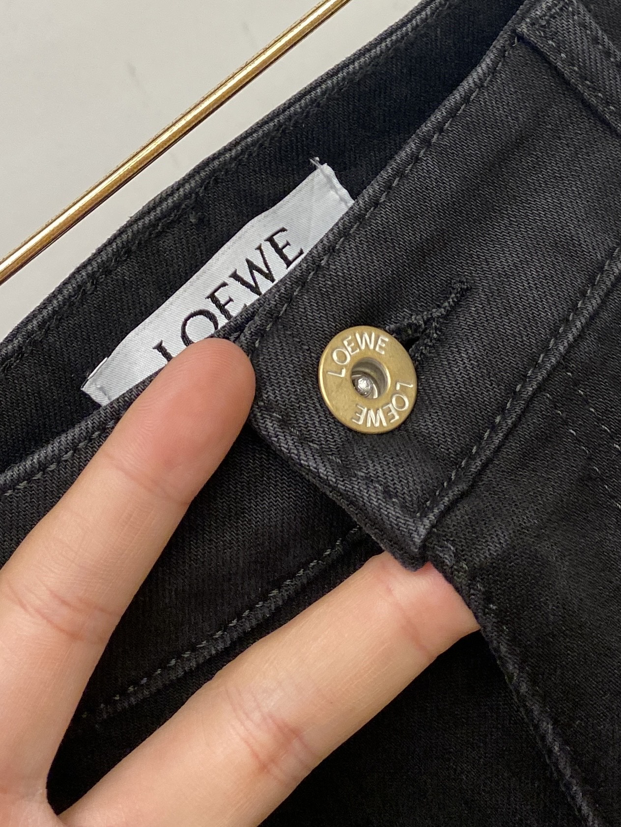 罗意威、2025最新品，专柜同步有售，原单狠货，水洗休闲牛仔裤，进口原版水洗弹力面料，舒适有弹性，原版五