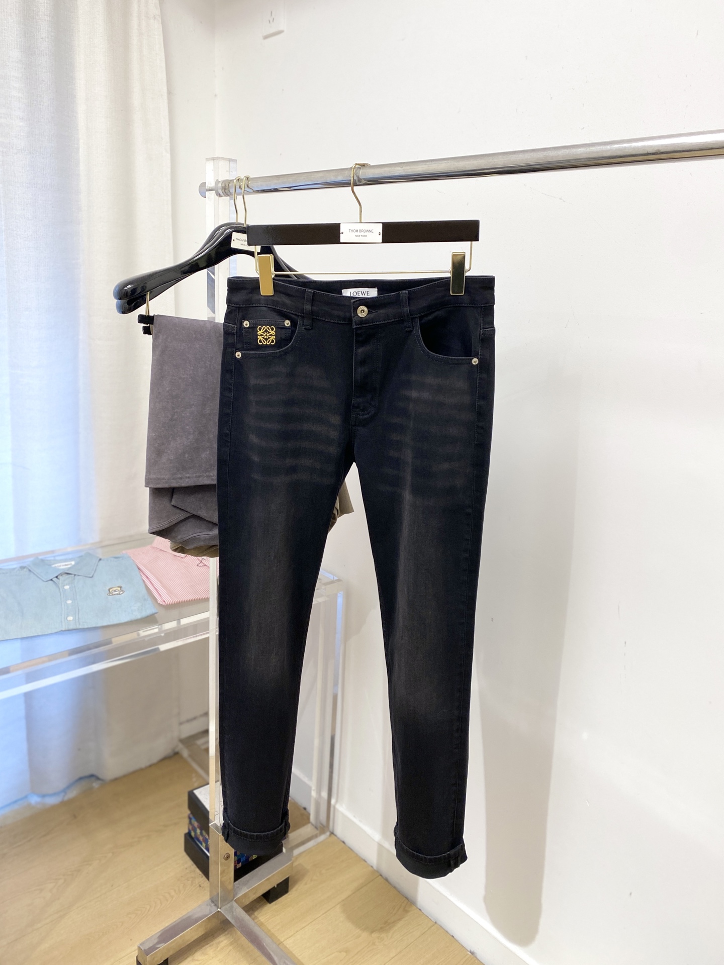 罗意威、2025最新品，专柜同步有售，原单狠货，水洗休闲牛仔裤，进口原版水洗弹力面料，舒适有弹性，原版五