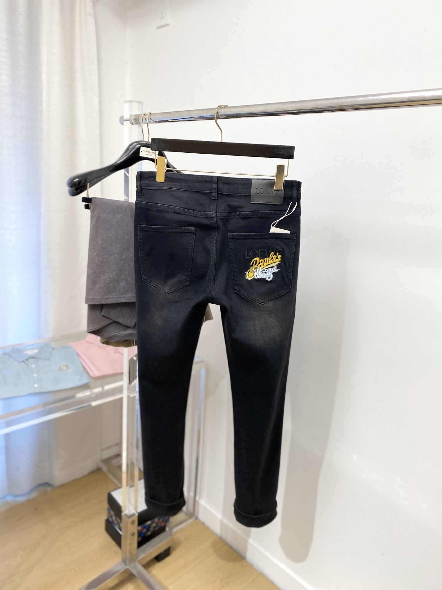 罗意威、2025最新品，专柜同步有售，原单狠货，水洗休闲牛仔裤，进口原版水洗弹力面料，舒适有弹性，原版五