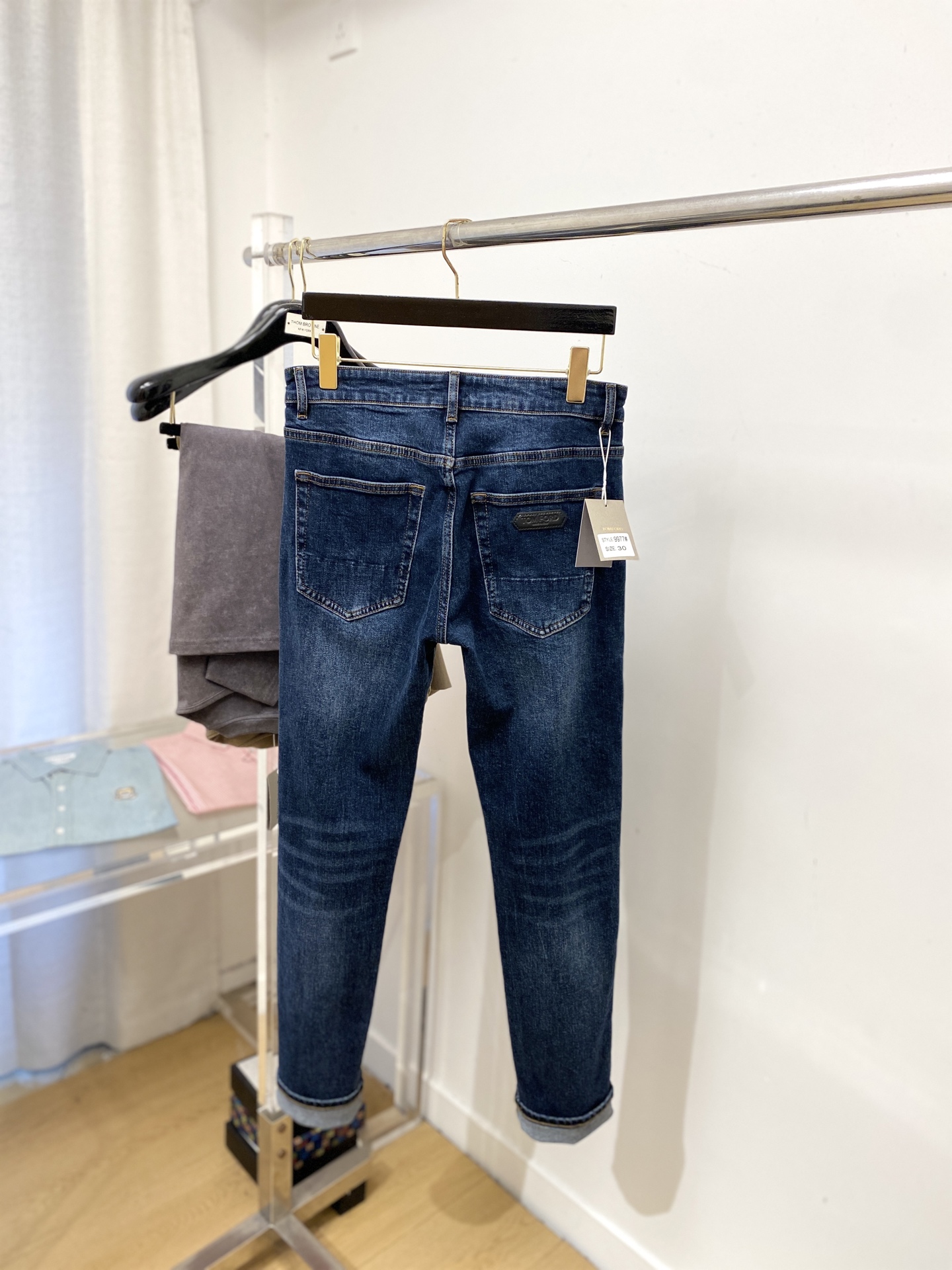 ￼TF、2025最新品，专柜同步有售，原单狠货，水洗休闲牛仔裤，进口原版水洗弹力面料，舒适有弹性，原版五