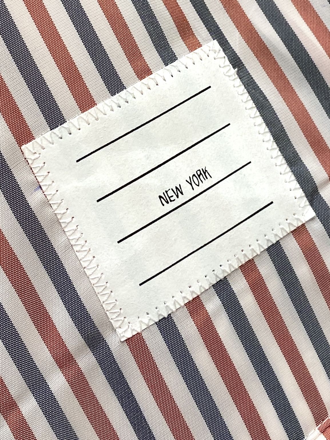 TB、2025最新款男士轻薄羽绒服、面料柔软舒适 ．上身版型超赞 ．拉链．辅料都是客供 、进口面料，轻便