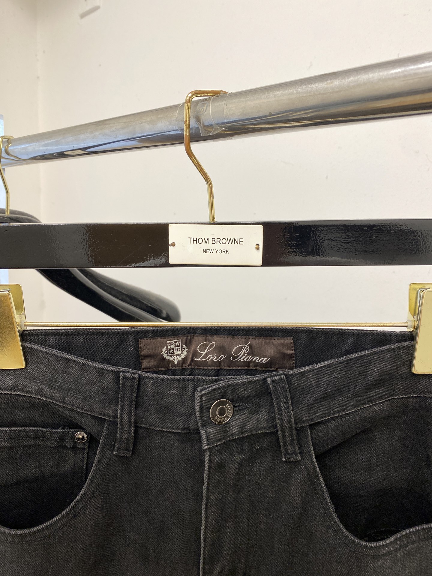 lP🆕、2025最新品，专柜同步有售，原单狠货，水洗休闲牛仔裤，进口原版水洗弹力面料，舒适有弹性，原版五