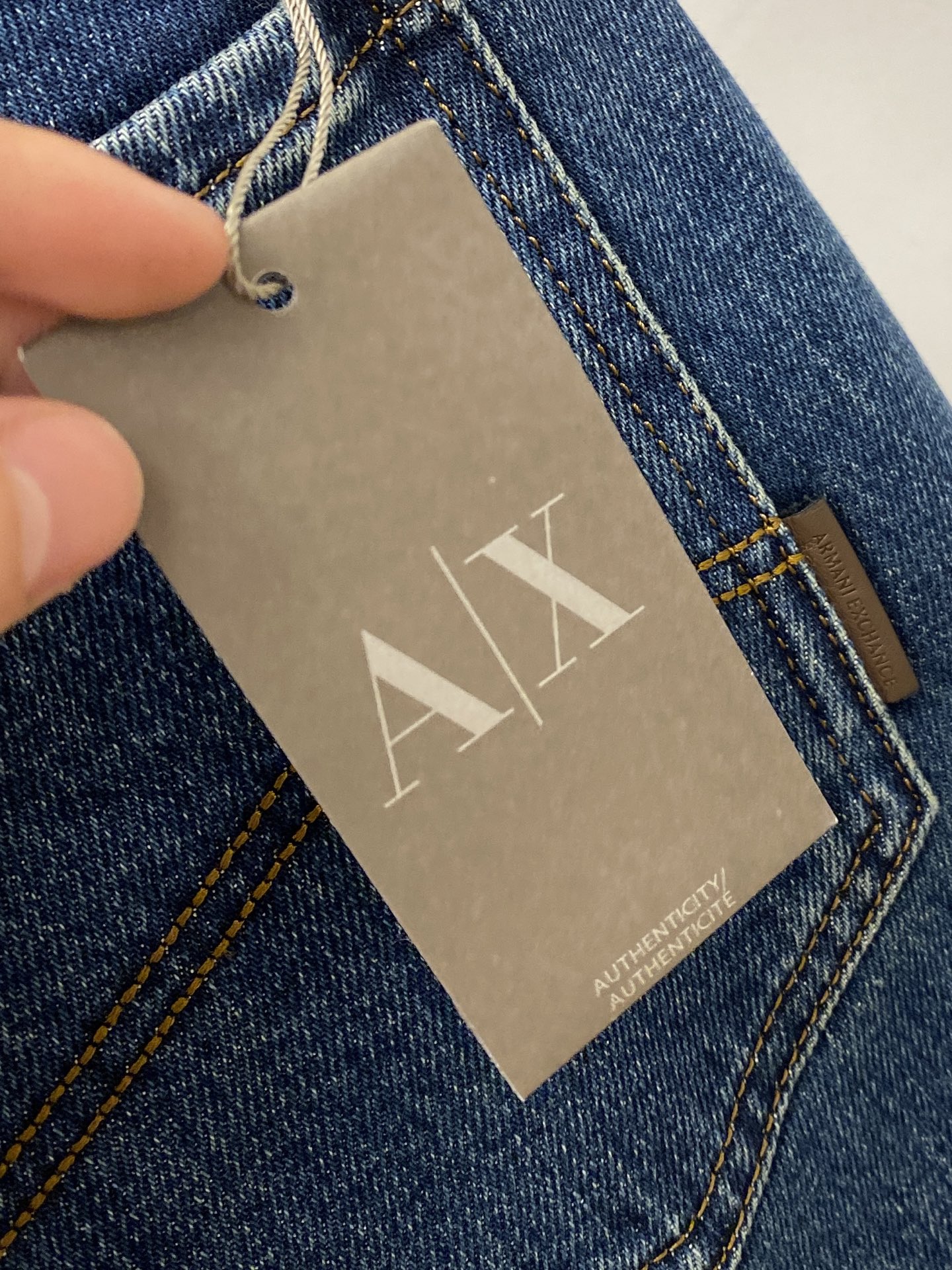 阿玛尼、2025最新品，专柜同步有售，原单狠货，水洗休闲牛仔裤，进口原版水洗弹力面料，舒适有弹性，原版五