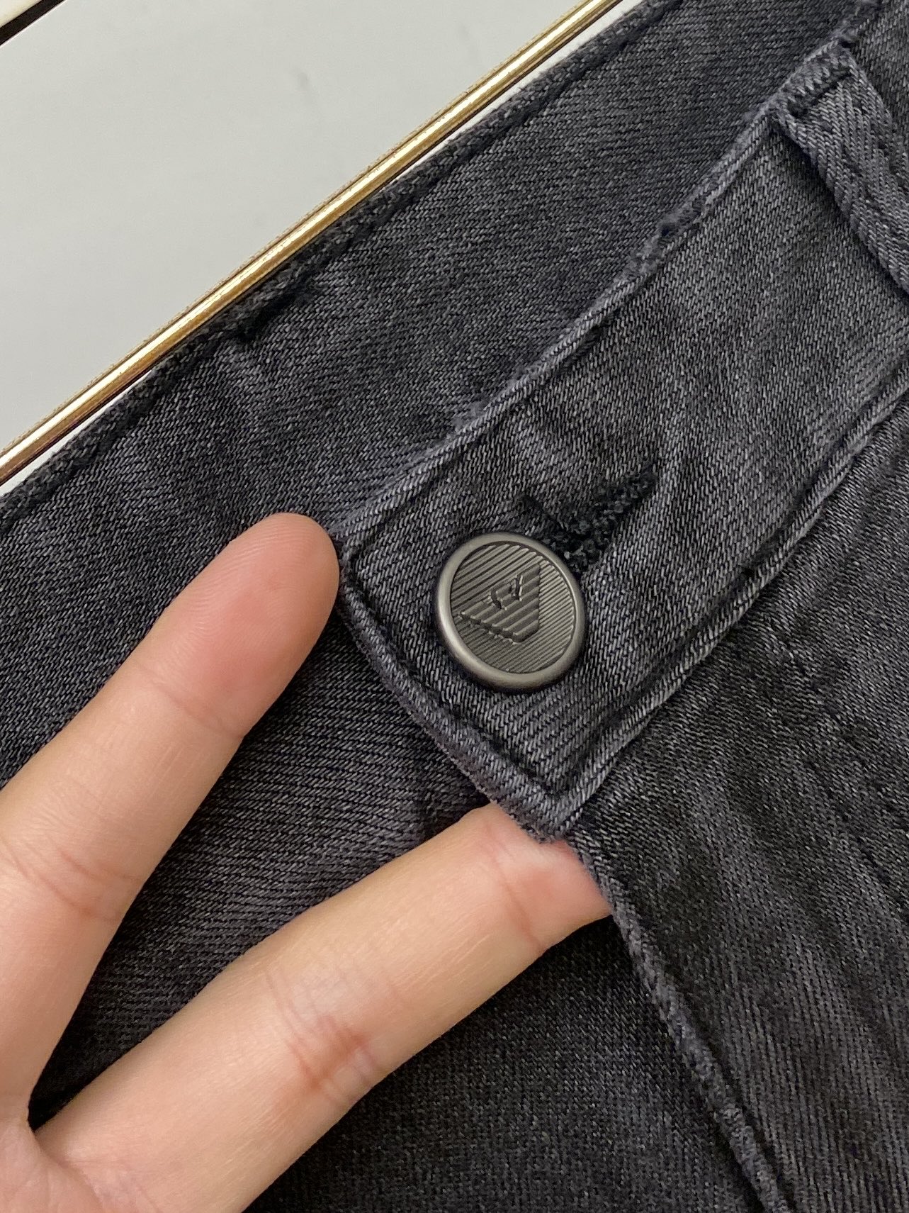 阿玛尼、2025最新品，专柜同步有售，原单狠货，水洗休闲牛仔裤，进口原版水洗弹力面料，舒适有弹性，原版五