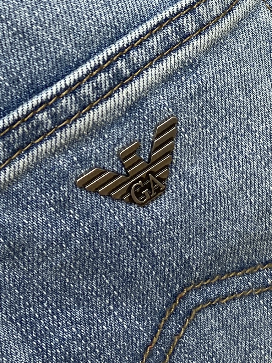 阿玛尼、2025最新品，专柜同步有售，原单狠货，水洗休闲牛仔裤，进口原版水洗弹力面料，舒适有弹性，原版五