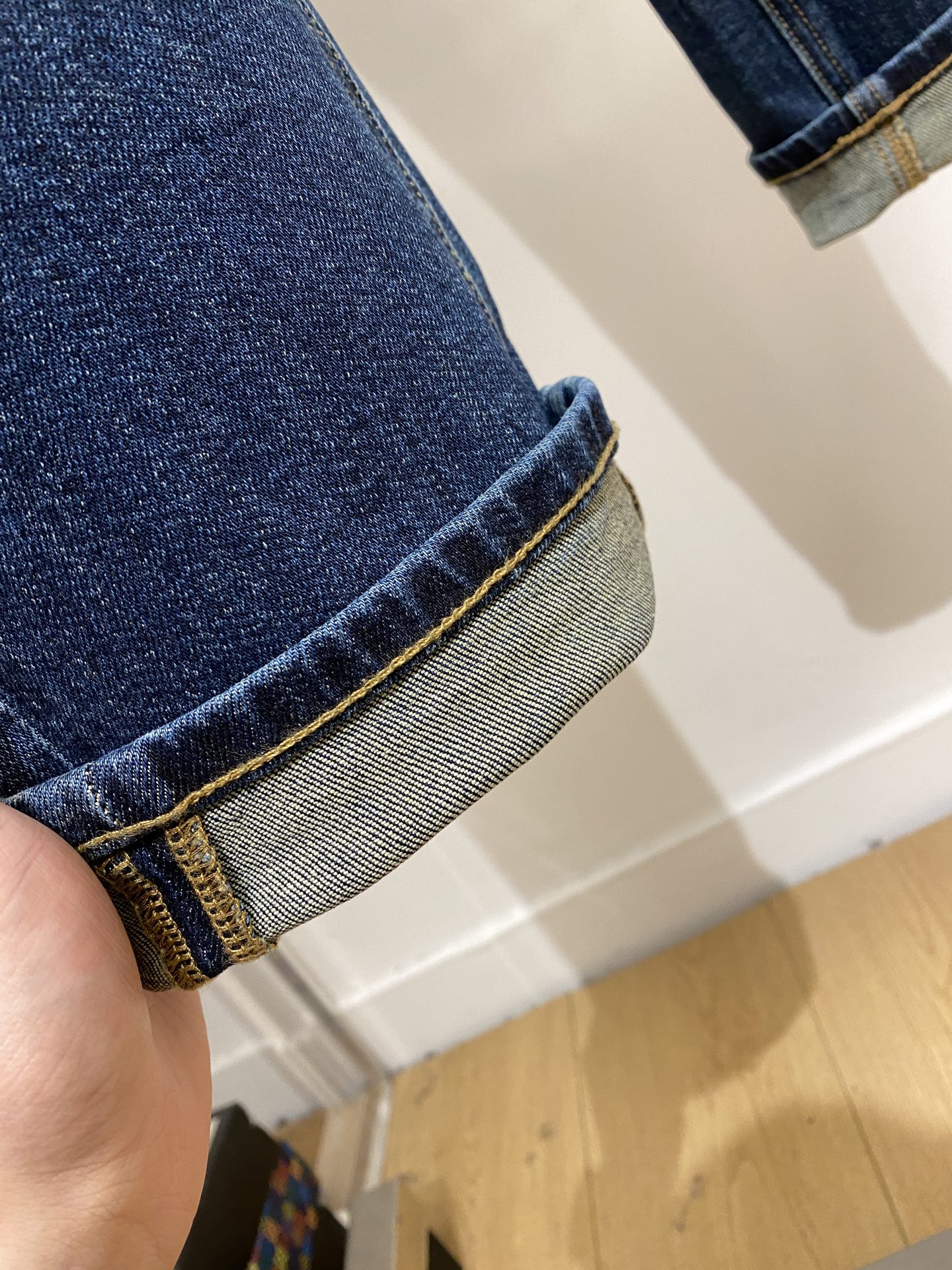 lP🆕、2025最新品，专柜同步有售，原单狠货，水洗休闲牛仔裤，进口原版水洗弹力面料，舒适有弹性，原版五