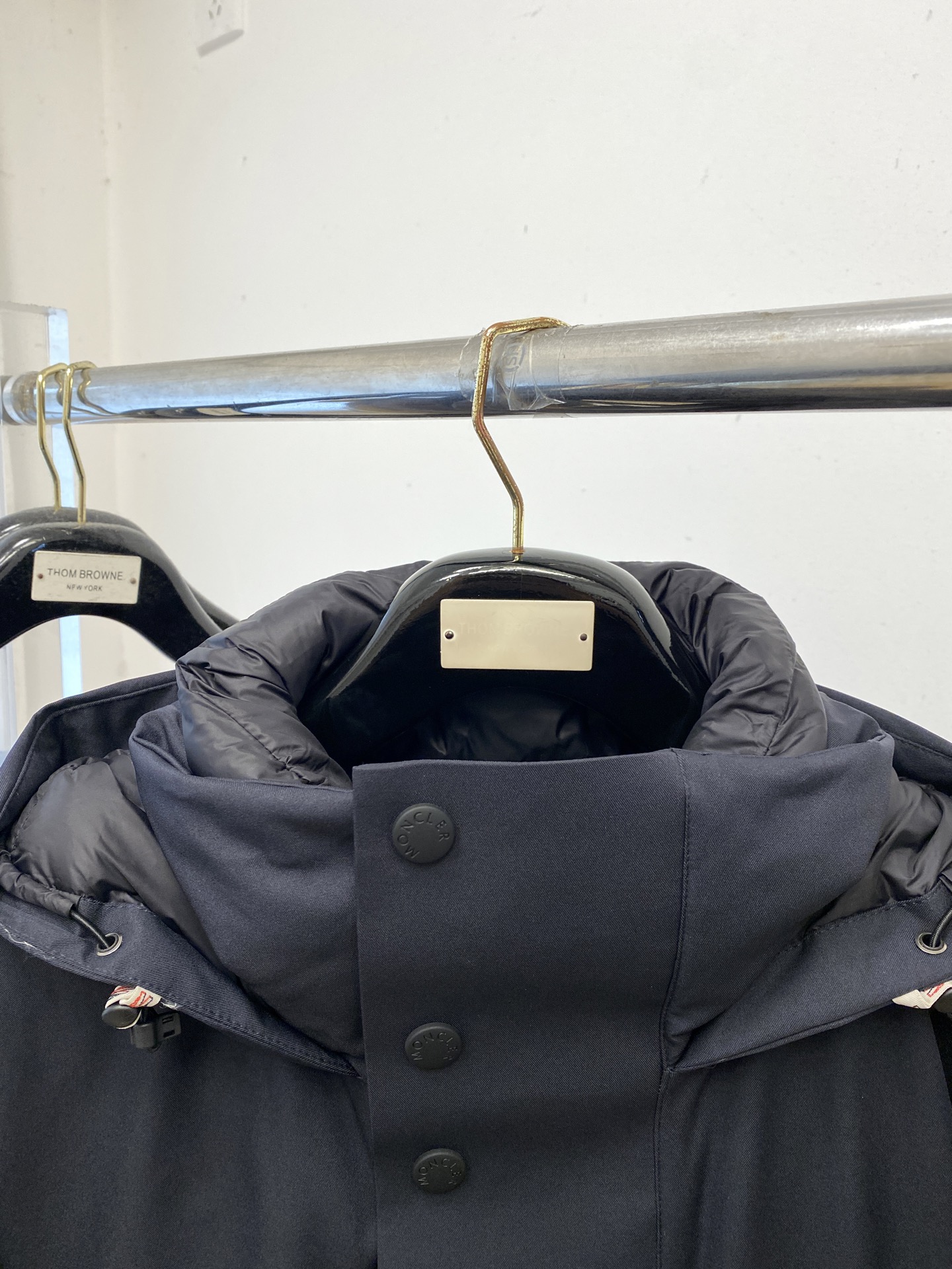 蒙口、2025最新款男士轻薄羽绒夹克、面料柔软舒适 ．上身版型超赞 ．拉链．辅料都是客供 、进口面料，轻