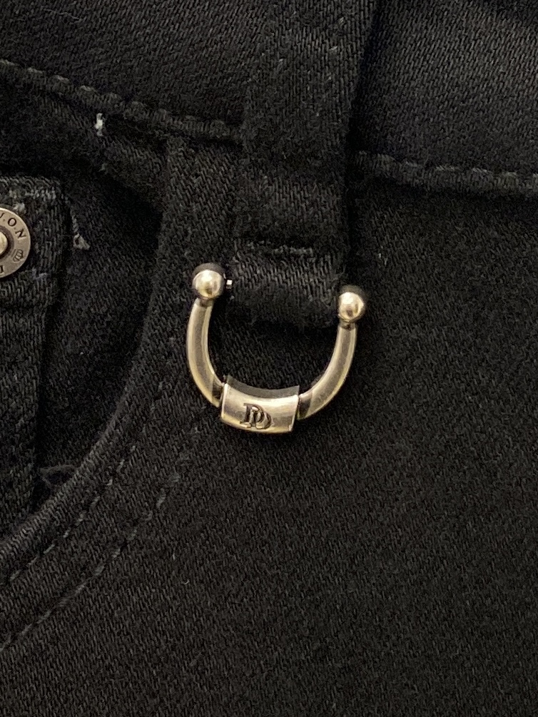 支持年后退换！ 蒙口、 2025最新品，专柜同步有售，原单狠货，水洗休闲牛仔裤，进口原版水洗弹力面料，舒