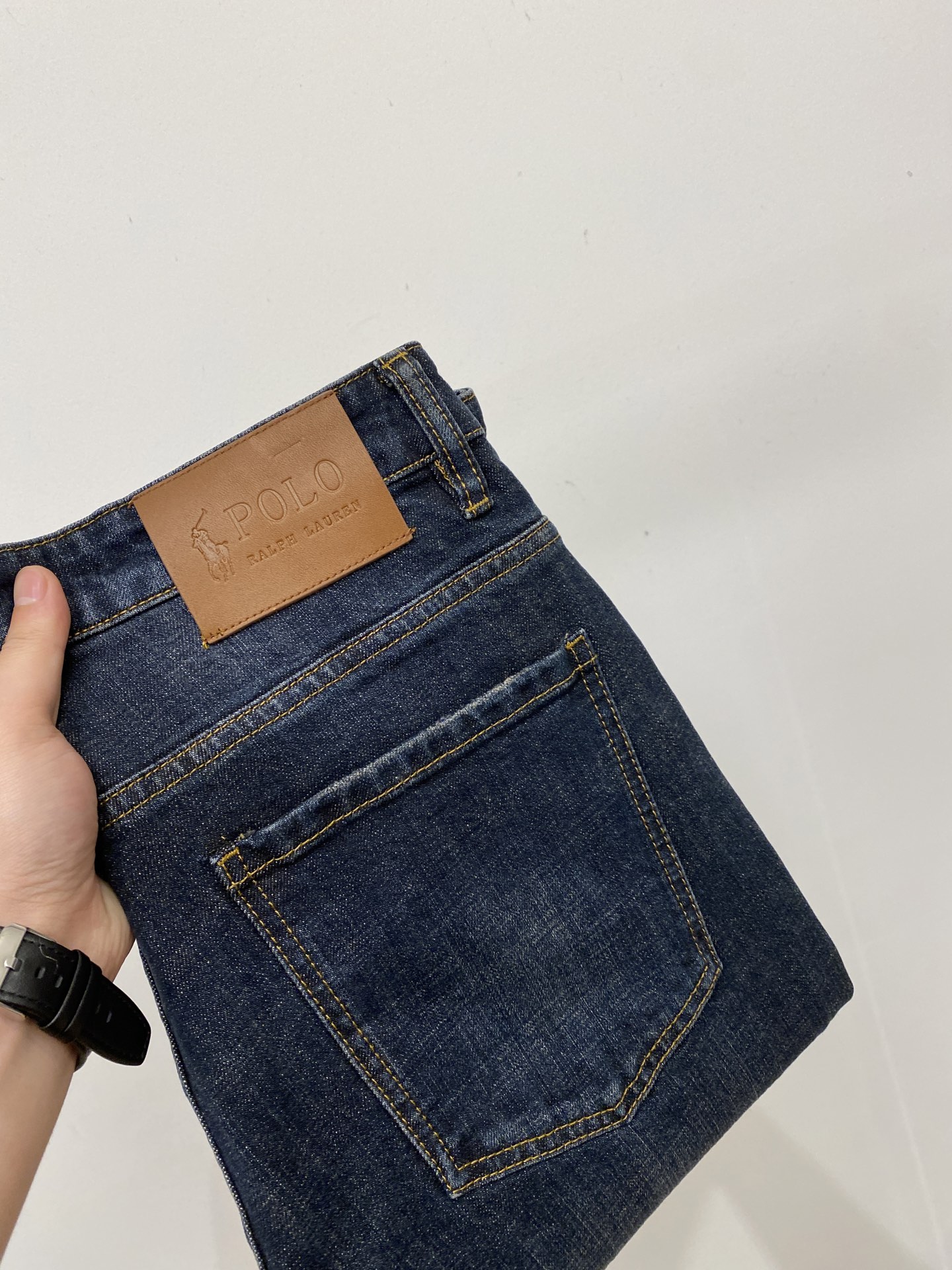 NO:609266,POLO, 2025 latest products, available at counters at the same time, original goods, washed casual jeans, imported original washed stretch fabrics, comfortable and elastic, original hardware accessories decorated with logo, super correct version, extremely high grade, counter quality, fashionable and stylish upper body, size 30-38,, jeans, alexander wang19860909POLO、 2025最新品,专柜同步有售,原单狠货,水洗休闲牛仔裤,进口原版水洗弹力面料,舒适有弹性,原版五金辅料装饰logo,版型超正,档次极高,专柜品质,上身时尚有型,码数30-38,,jeans,alexander wang,Men's clothing