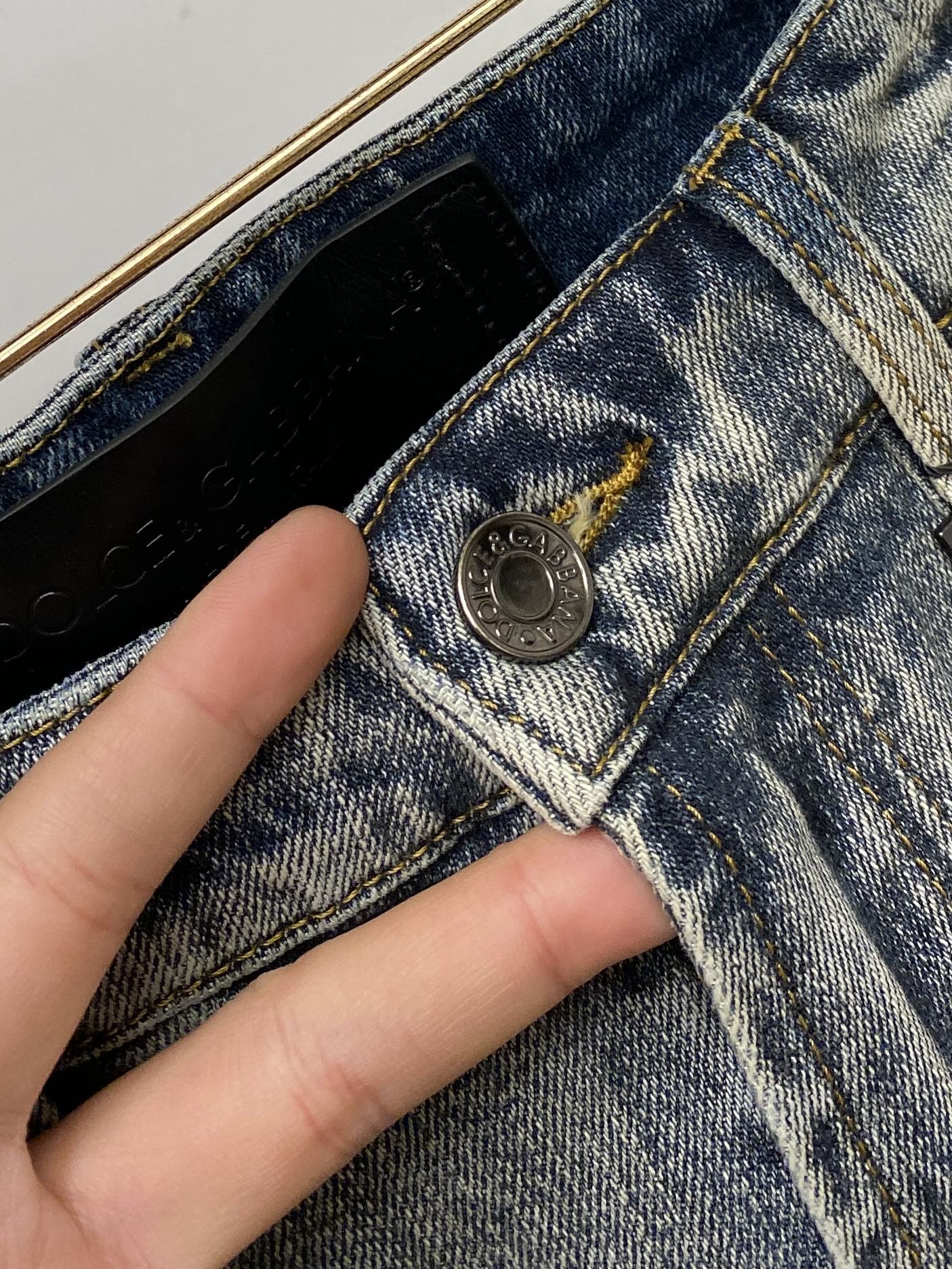 DG、 2025最新品，专柜同步有售，原单狠货，水洗休闲牛仔裤，进口原版水洗弹力面料，舒适有弹性，原版五