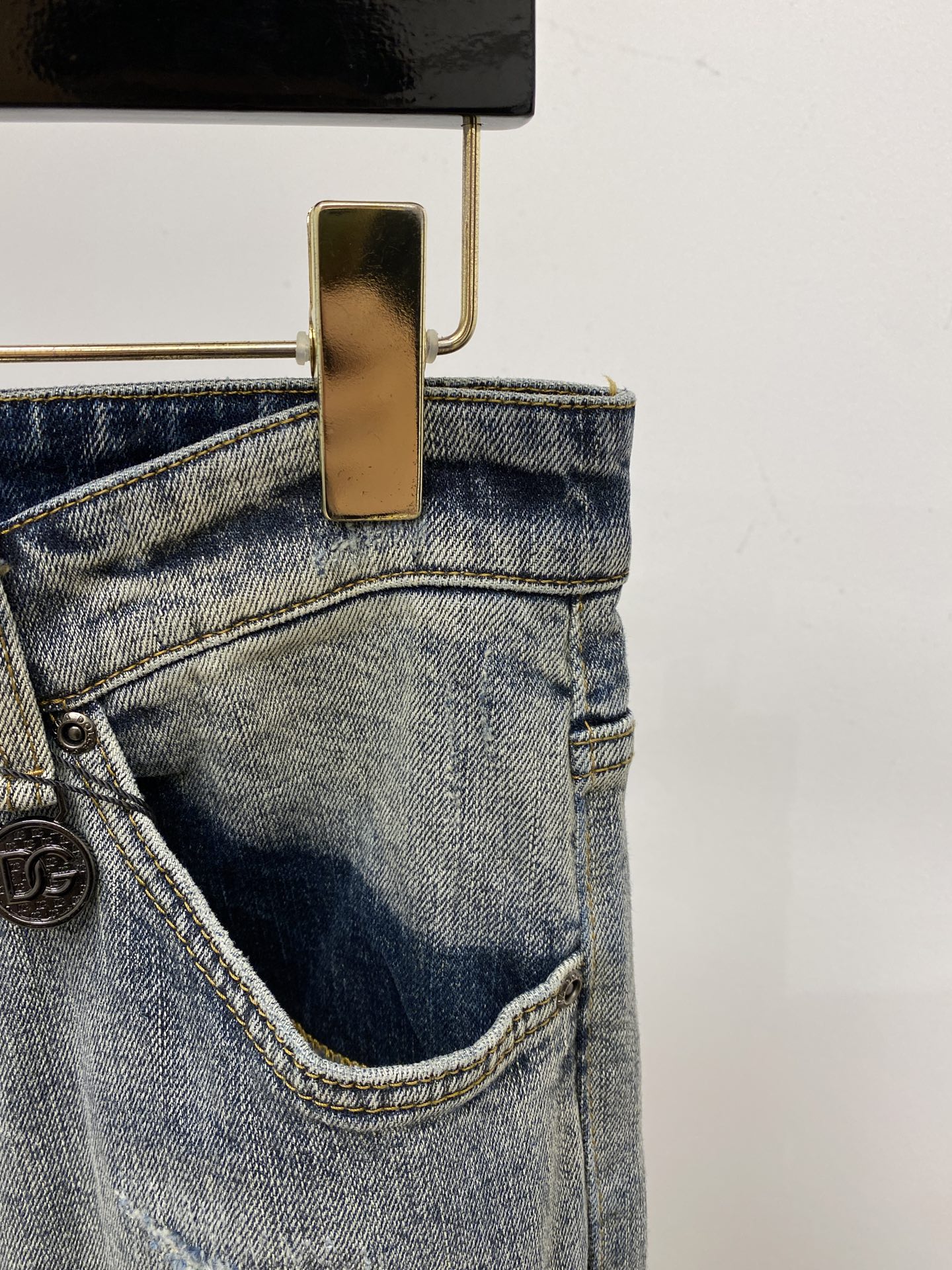 DG、 2025最新品，专柜同步有售，原单狠货，水洗休闲牛仔裤，进口原版水洗弹力面料，舒适有弹性，原版五