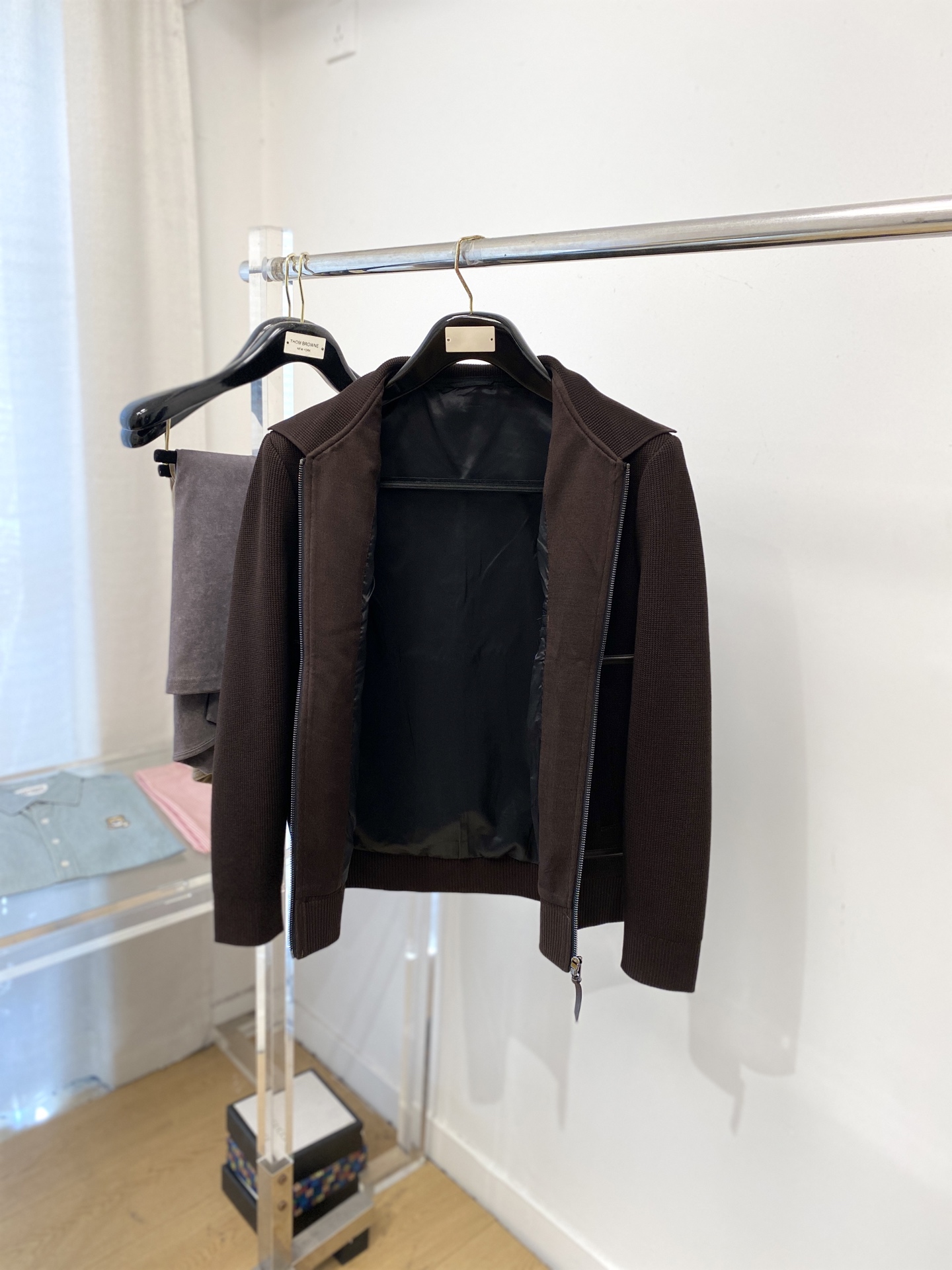 TF、2025新品针织夹克外套，时尚帅气，简约百搭款，定制原版面料，不仅挺括，保持潮流的廓形，又穿着舒适