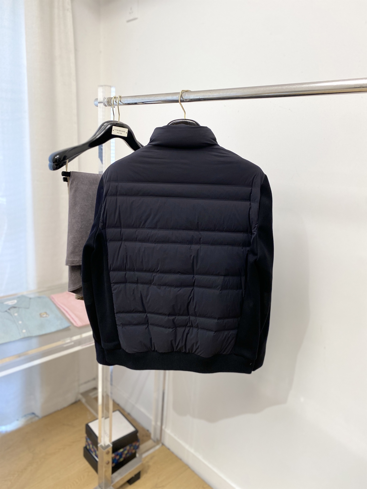 lP🆕、2025最新款男士轻薄针织羽绒、面料柔软舒适 ．上身版型超赞 ．拉链．辅料都是客供 、进口面料，