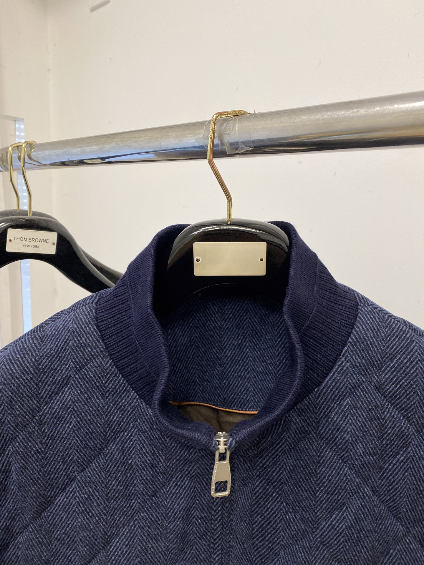 ￼ 杰尼亚、2025新品夹克外套，时尚帅气，简约百搭款，原版五金辅料logo，定制原版面料，不仅挺括，保