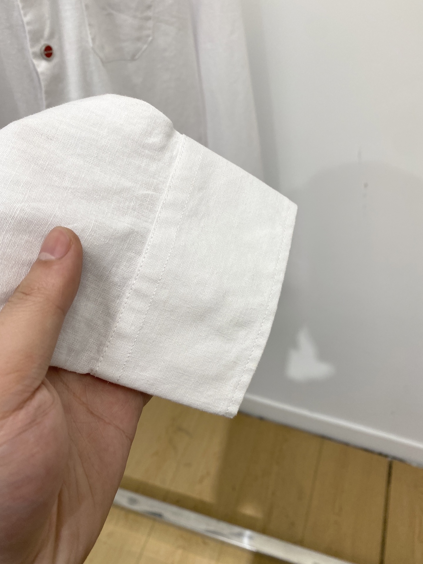 Kiton、2025新品衬衫，时尚帅气，简约百搭款，定制原版面料，不仅挺括，保持潮流的廓形，又穿着舒适，