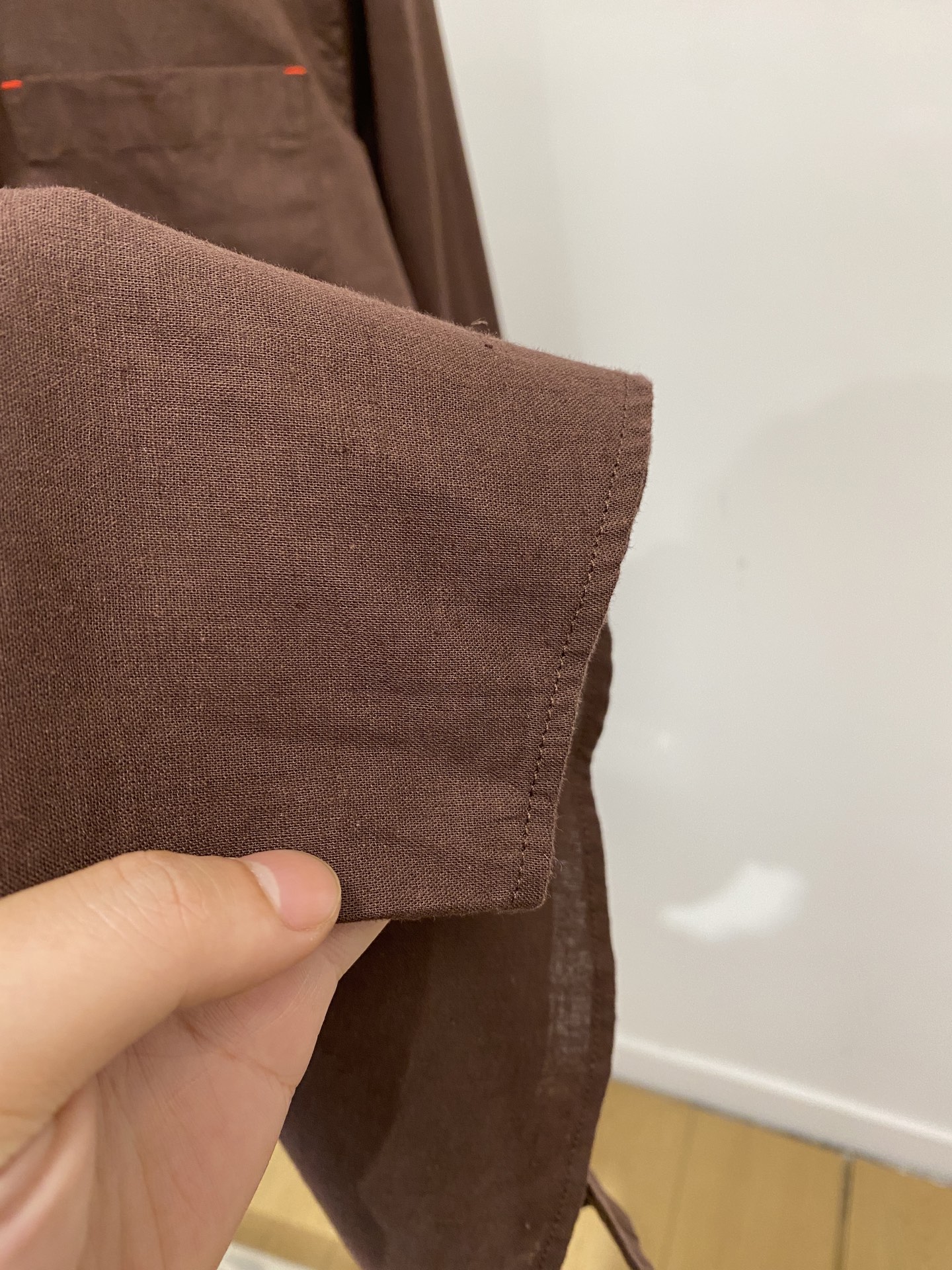 Kiton、2025新品衬衫，时尚帅气，简约百搭款，定制原版面料，不仅挺括，保持潮流的廓形，又穿着舒适，