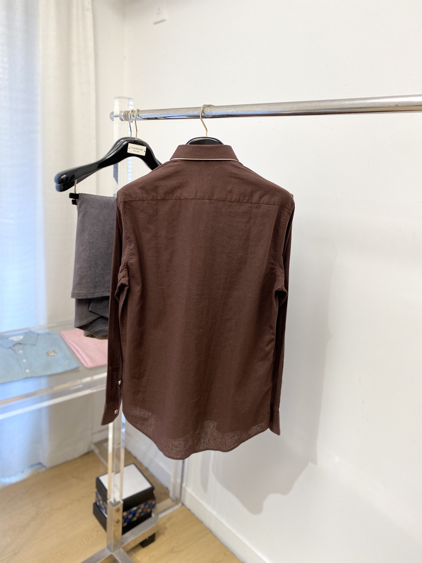 Kiton、2025新品衬衫，时尚帅气，简约百搭款，定制原版面料，不仅挺括，保持潮流的廓形，又穿着舒适，