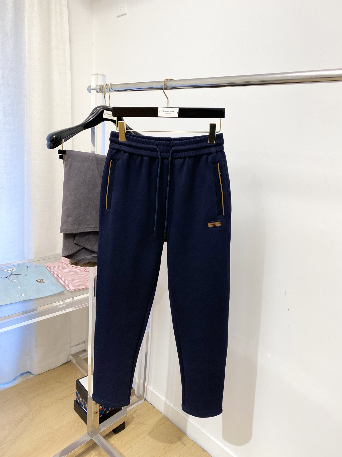 杰尼亚、2025爆款休闲裤 高弹显瘦必爆简约百搭爆款，做工精细，每一针都看得到用心，超多明星网红最爱 拉