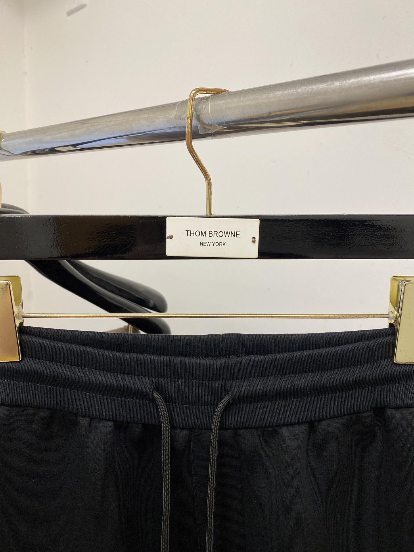 蒙口、2025爆款休闲裤 高弹显瘦必爆简约百搭爆款，做工精细，每一针都看得到用心，超多明星网红最爱 拉长